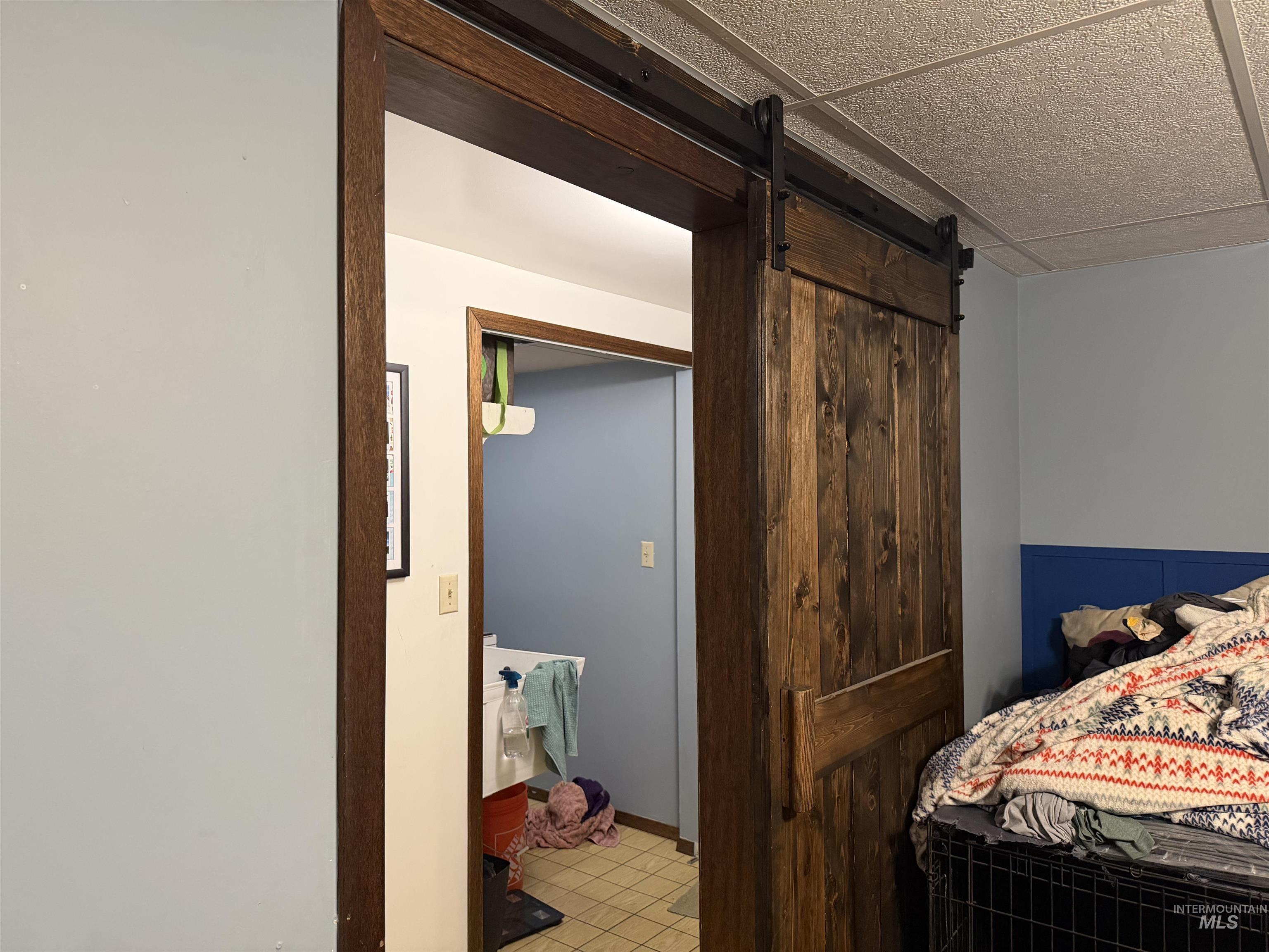 871 N Eisenhower St., Moscow, Idaho 83843, 4 Bedrooms, 2 Bathrooms, Residential For Sale, Price $410,000,MLS 98976148