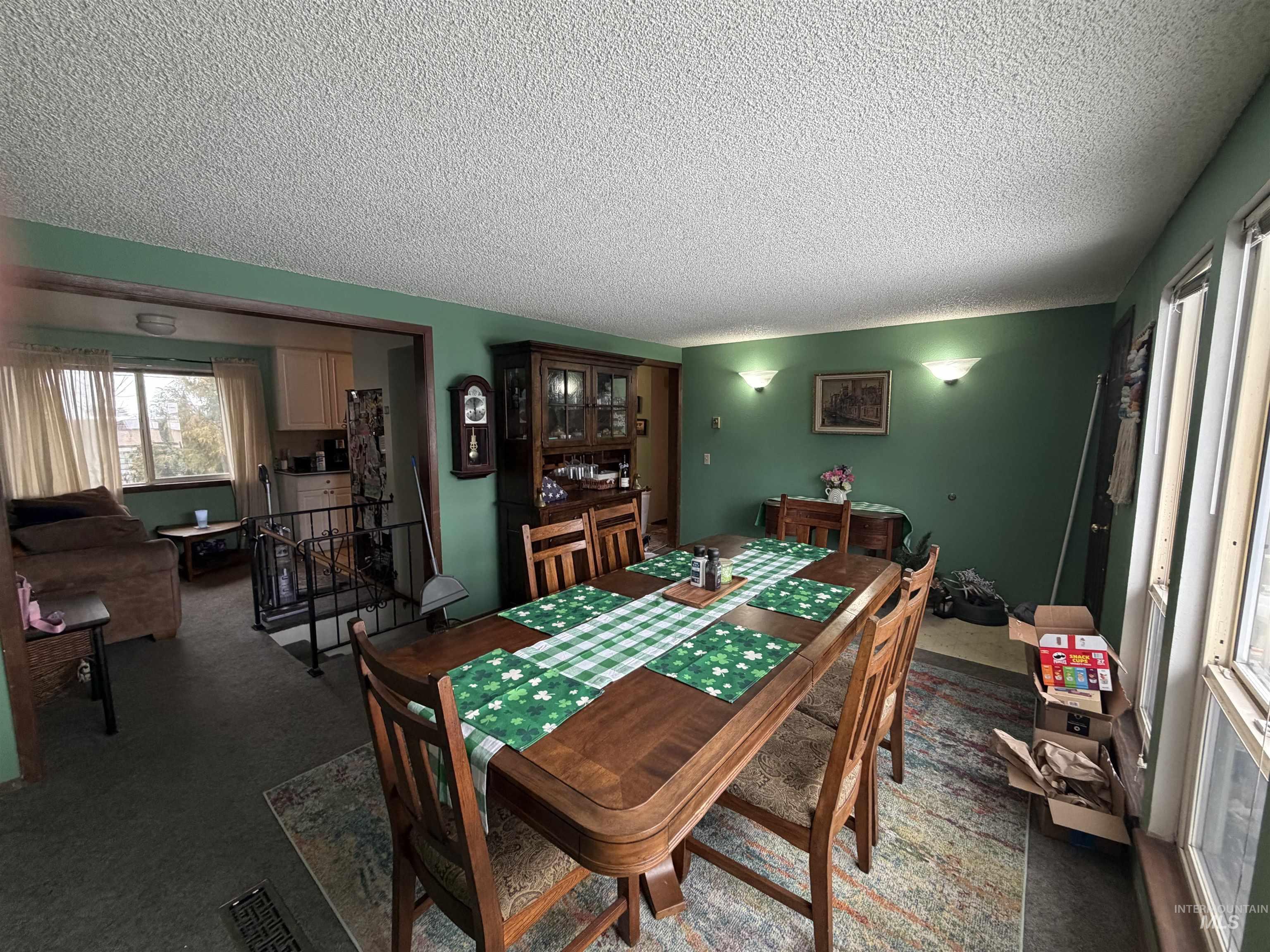 871 N Eisenhower St., Moscow, Idaho 83843, 4 Bedrooms, 2 Bathrooms, Residential For Sale, Price $410,000,MLS 98976148