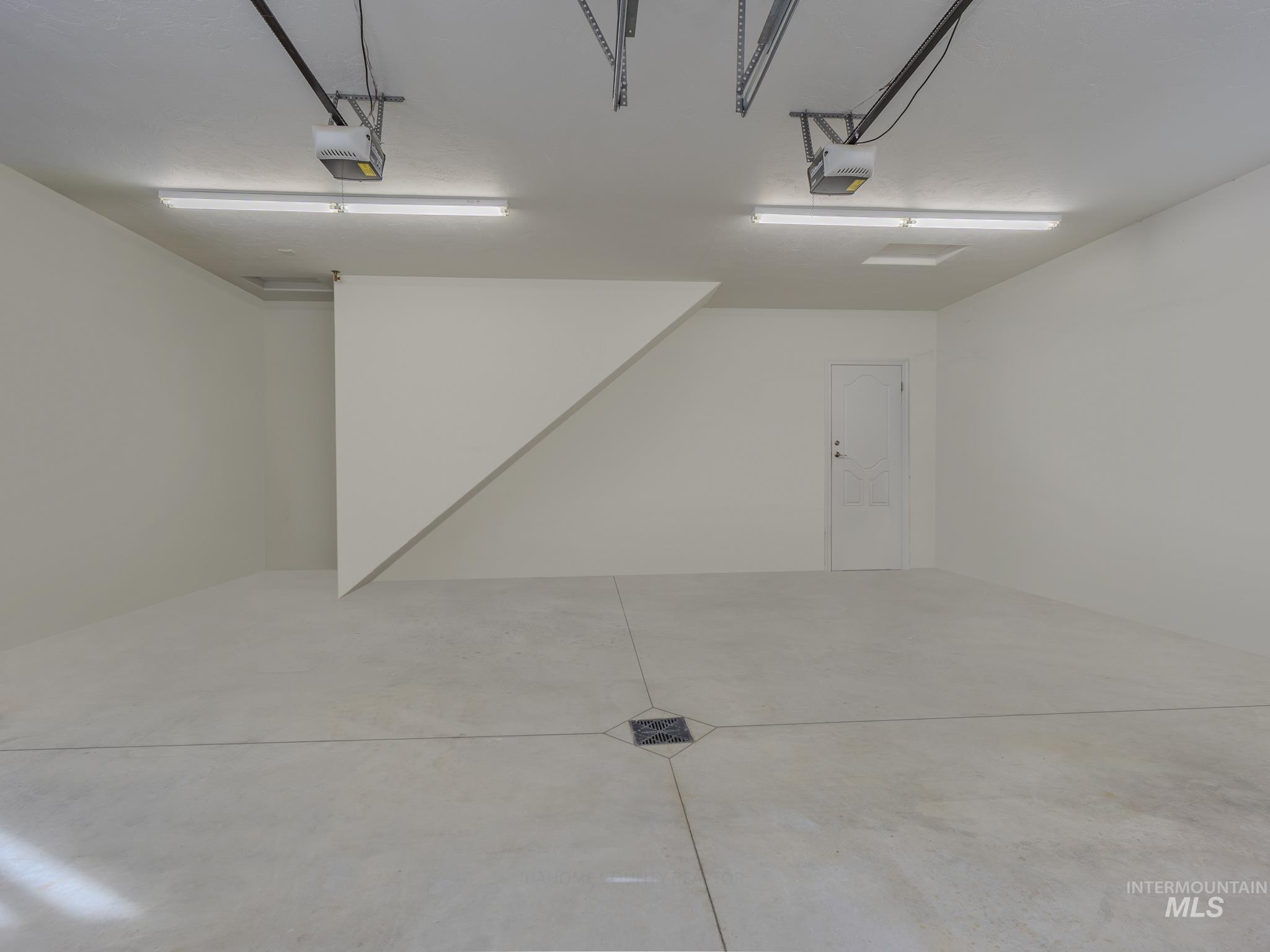 659 Reservation Line Rd, CottonWood, Idaho 83522, 3 Bedrooms, 3 Bathrooms, Residential For Sale, Price $849,000, 98976149