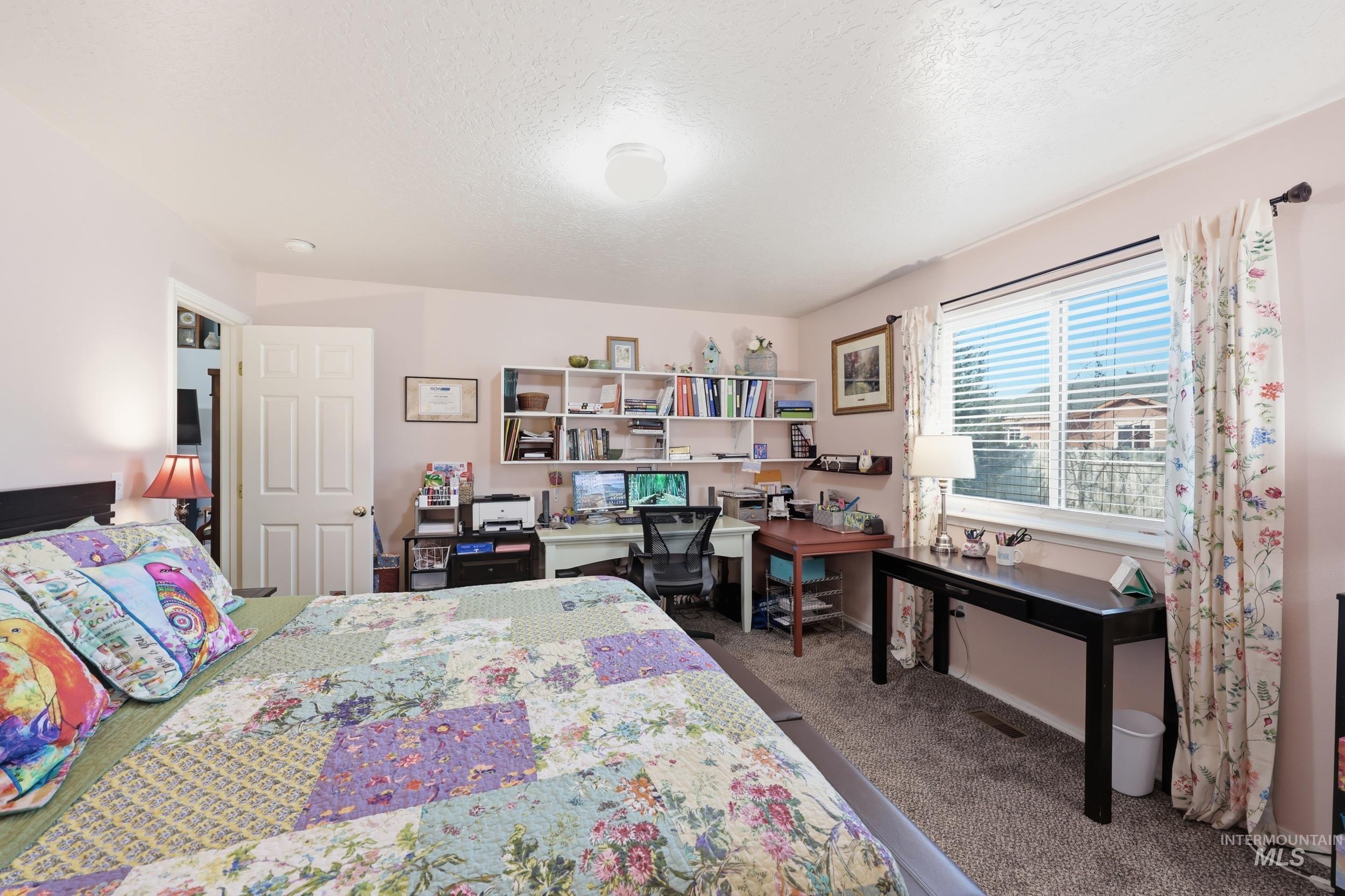 19760 Alleghenny Way, Caldwell, Idaho 83605-8050, 3 Bedrooms, 2 Bathrooms, Residential For Sale, Price $368,900,MLS 98976150