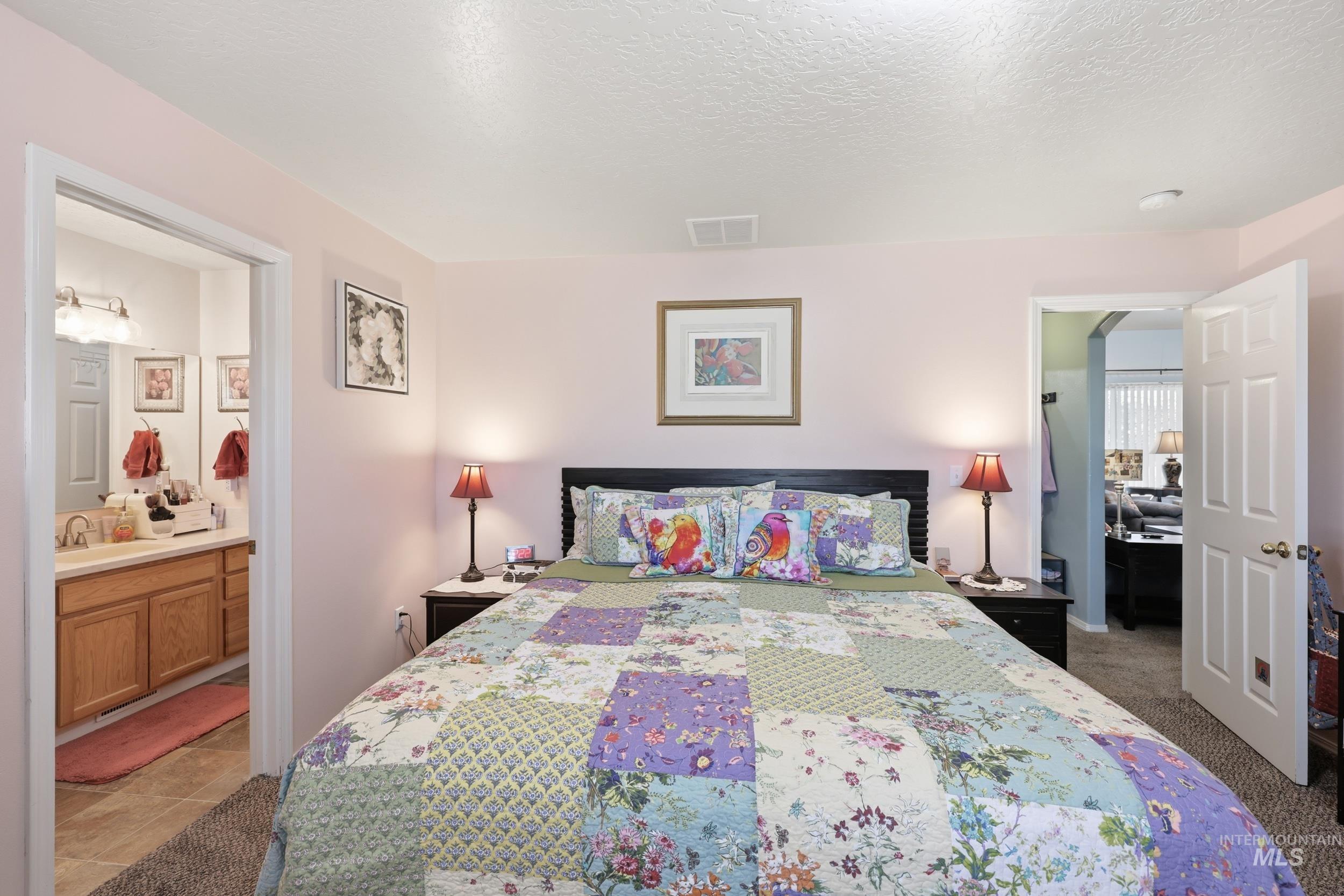 19760 Alleghenny Way, Caldwell, Idaho 83605-8050, 3 Bedrooms, 2 Bathrooms, Residential For Sale, Price $368,900,MLS 98976150