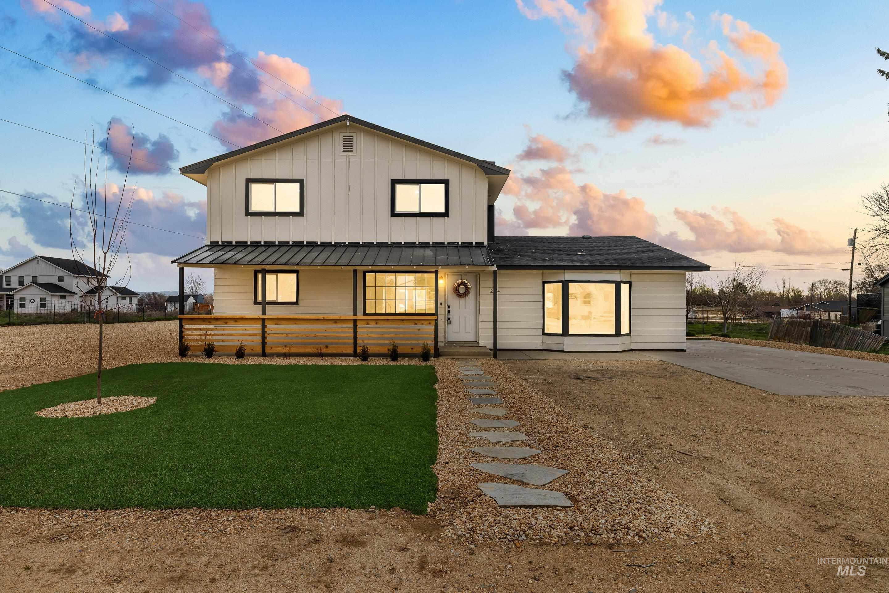 224 Mountain View Ave, Caldwell, Idaho 83605, 4 Bedrooms, 2 Bathrooms, Residential For Sale, Price $514,990,MLS 98976151