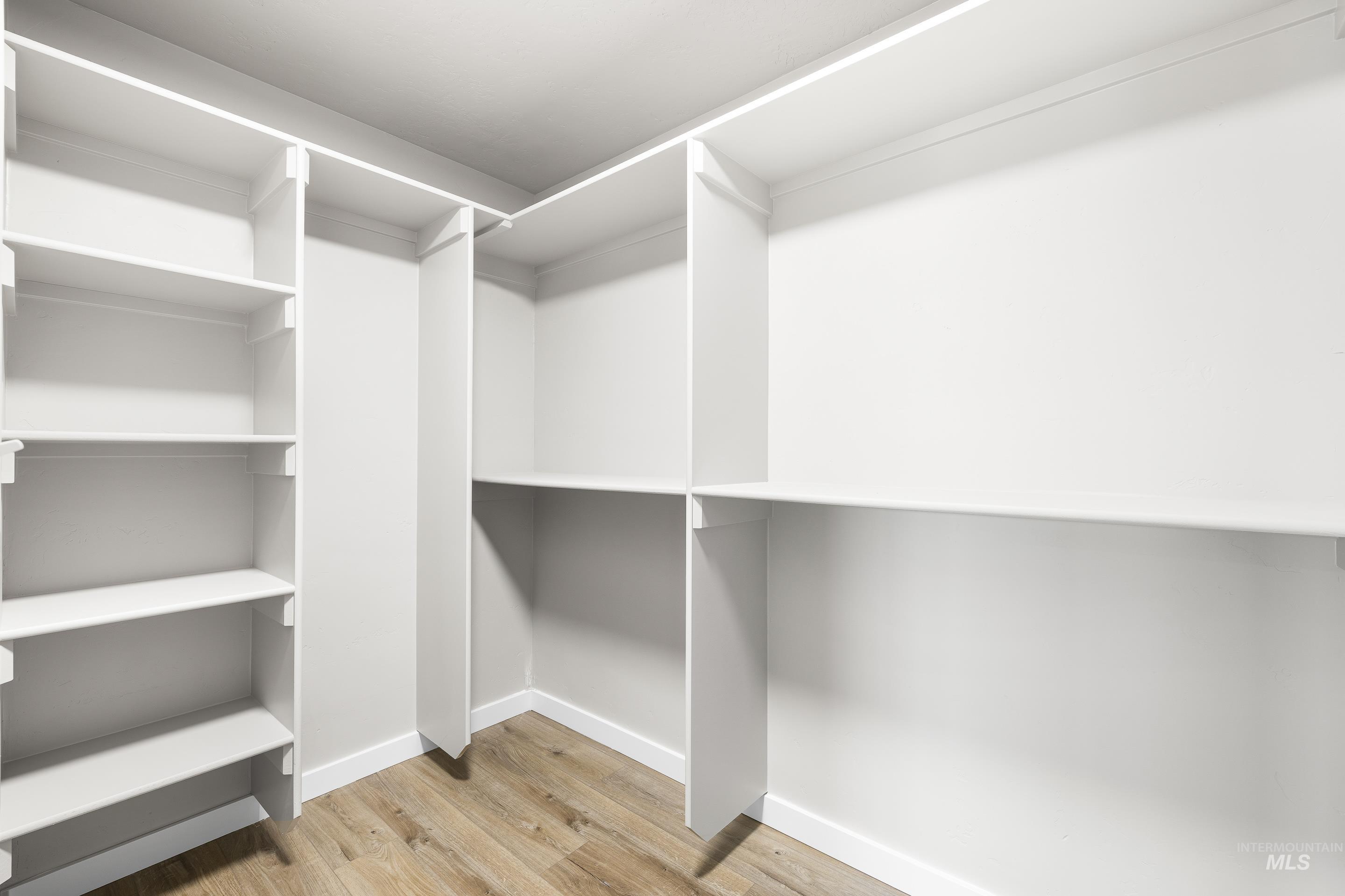 224 Mountain View Ave, Caldwell, Idaho 83605, 4 Bedrooms, 2 Bathrooms, Residential For Sale, Price $514,990,MLS 98976151