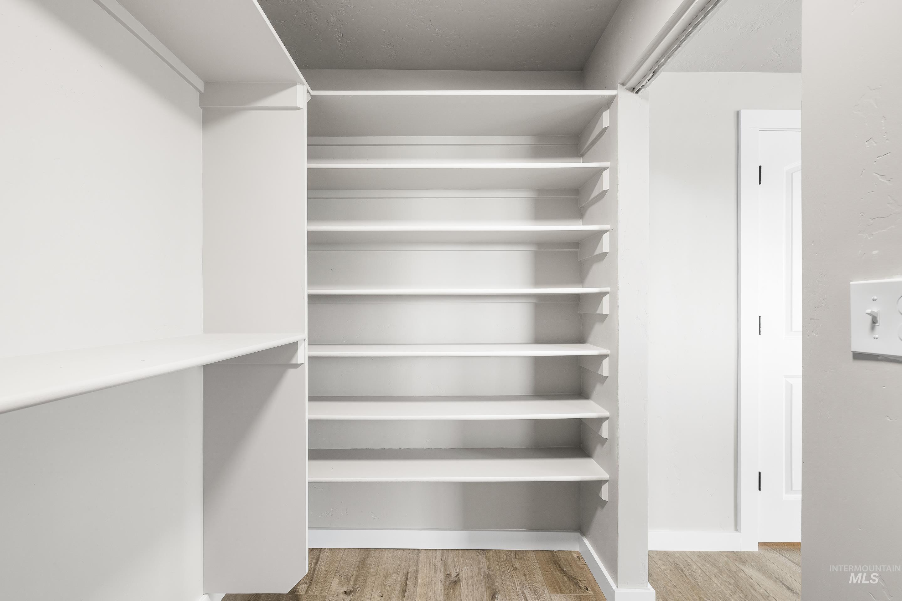 224 Mountain View Ave, Caldwell, Idaho 83605, 4 Bedrooms, 2 Bathrooms, Residential For Sale, Price $514,990,MLS 98976151