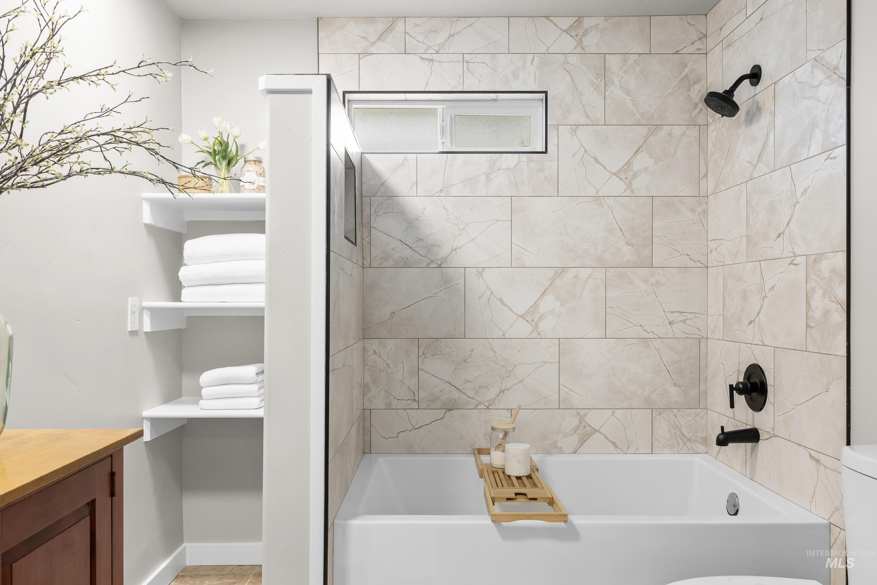 224 Mountain View Ave, Caldwell, Idaho 83605, 4 Bedrooms, 2 Bathrooms, Residential For Sale, Price $514,990,MLS 98976151