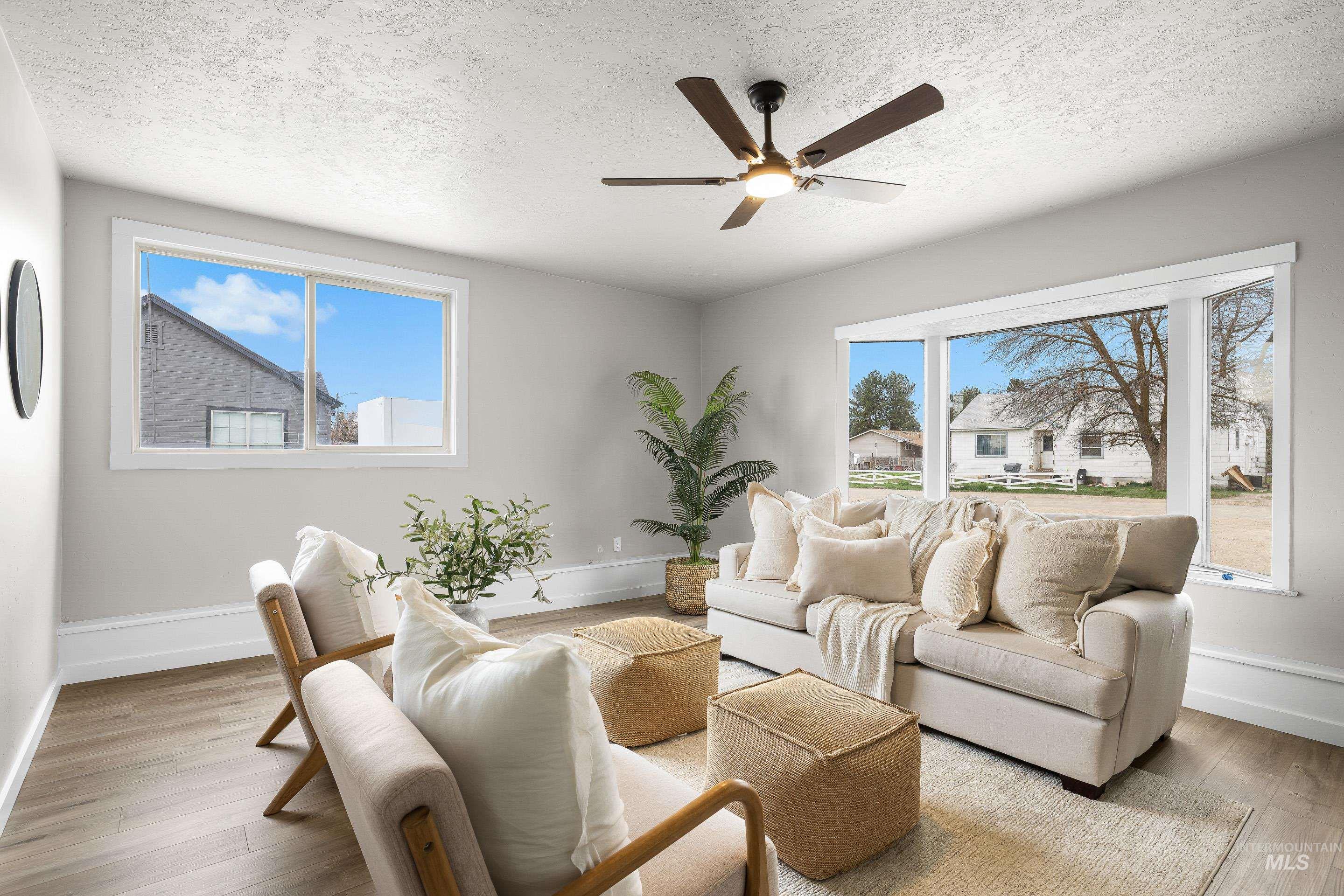 224 Mountain View Ave, Caldwell, Idaho 83605, 4 Bedrooms, 2 Bathrooms, Residential For Sale, Price $514,990,MLS 98976151