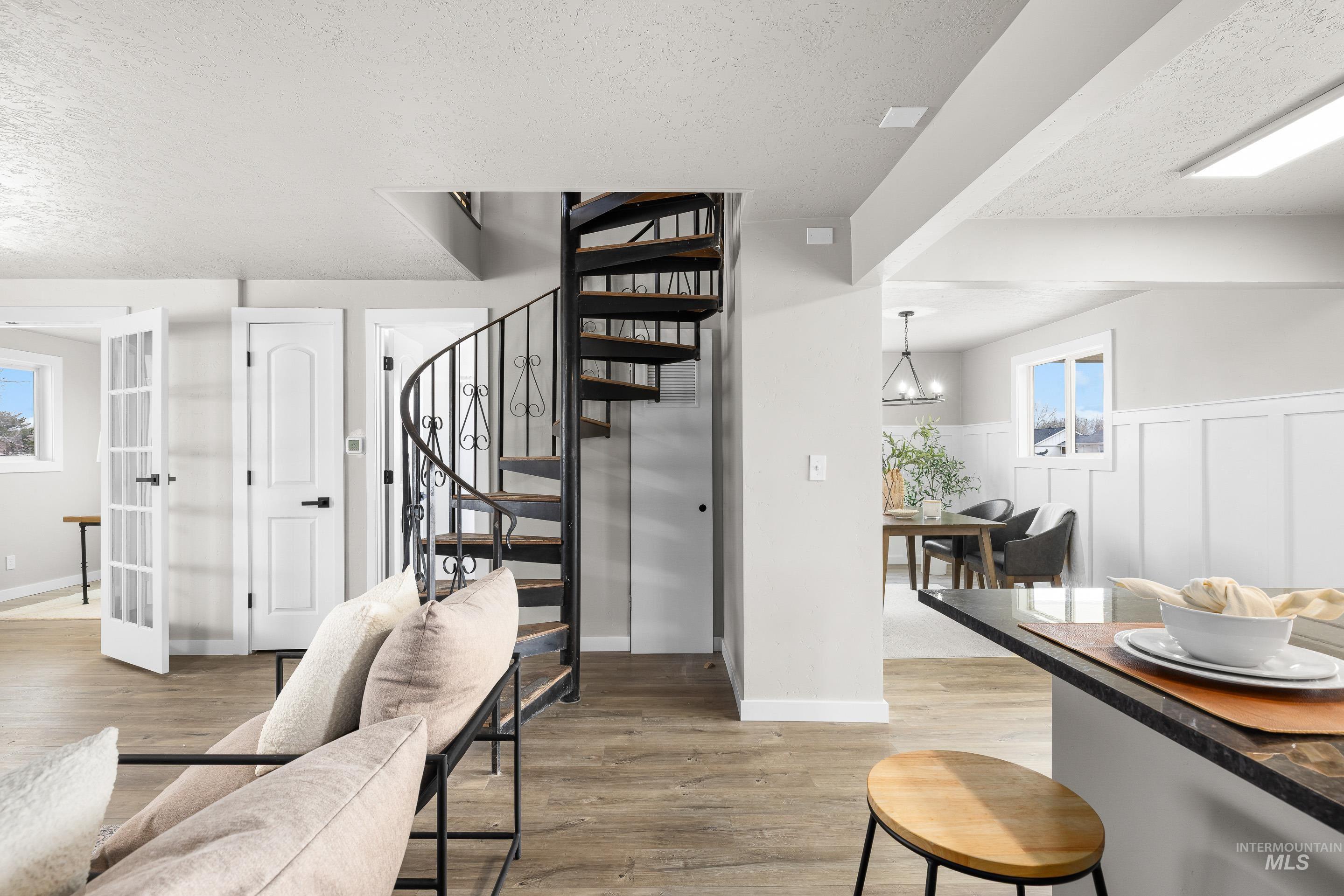 224 Mountain View Ave, Caldwell, Idaho 83605, 4 Bedrooms, 2 Bathrooms, Residential For Sale, Price $514,990,MLS 98976151