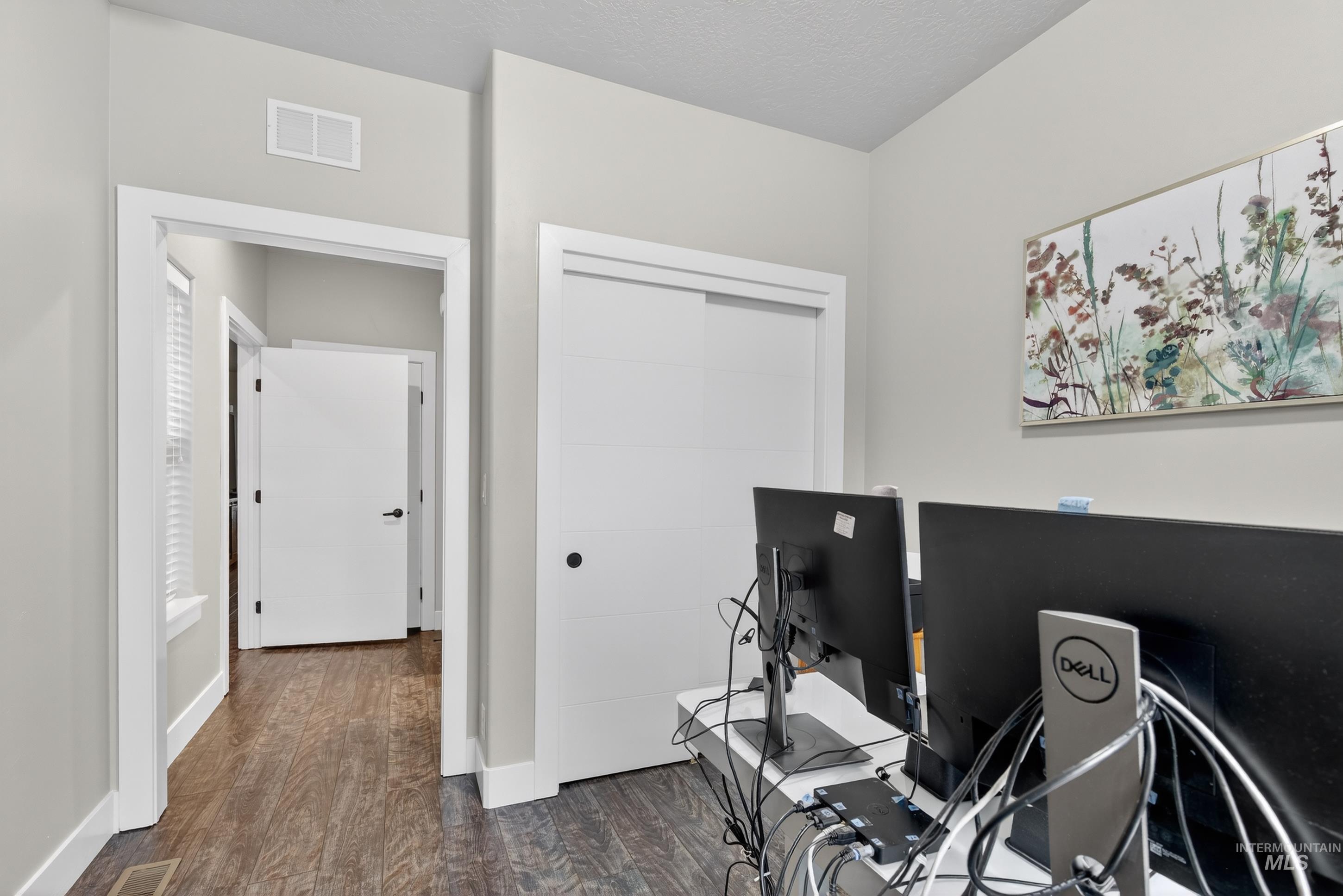 5657 W Song Sparrow St, Boise, Idaho 83714, 4 Bedrooms, 3 Bathrooms, Residential For Sale, Price $540,000,MLS 98976154