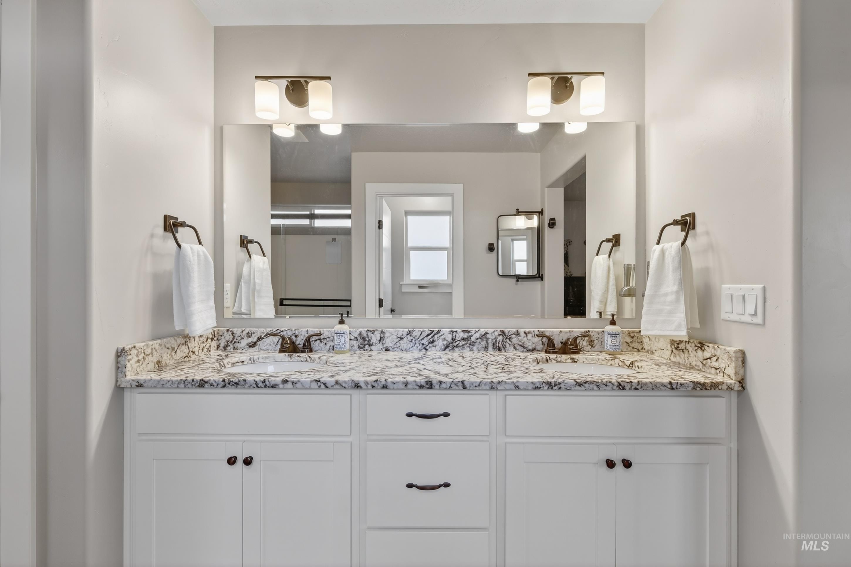 5657 W Song Sparrow St, Boise, Idaho 83714, 4 Bedrooms, 3 Bathrooms, Residential For Sale, Price $540,000,MLS 98976154