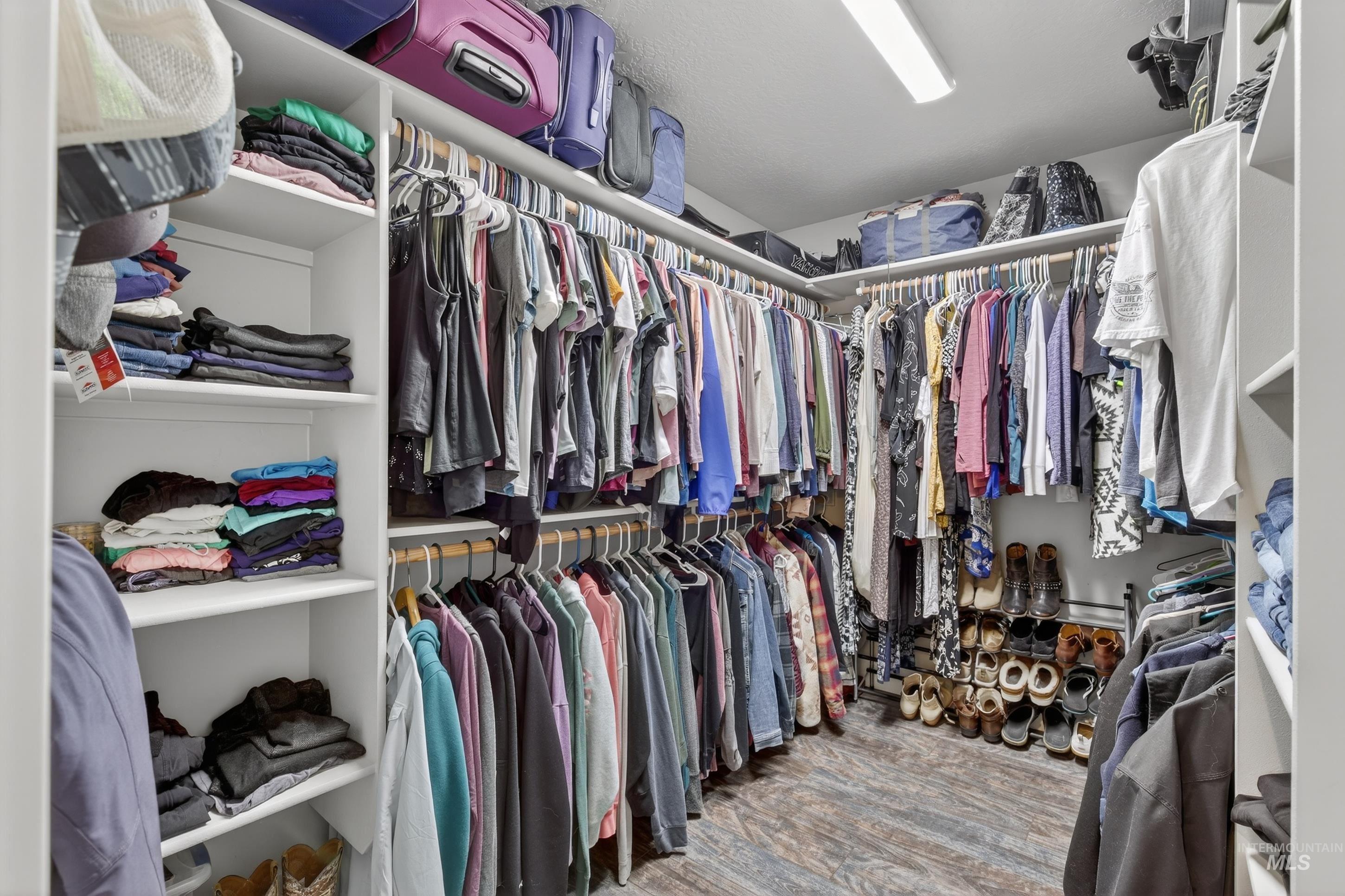 5657 W Song Sparrow St, Boise, Idaho 83714, 4 Bedrooms, 3 Bathrooms, Residential For Sale, Price $540,000,MLS 98976154