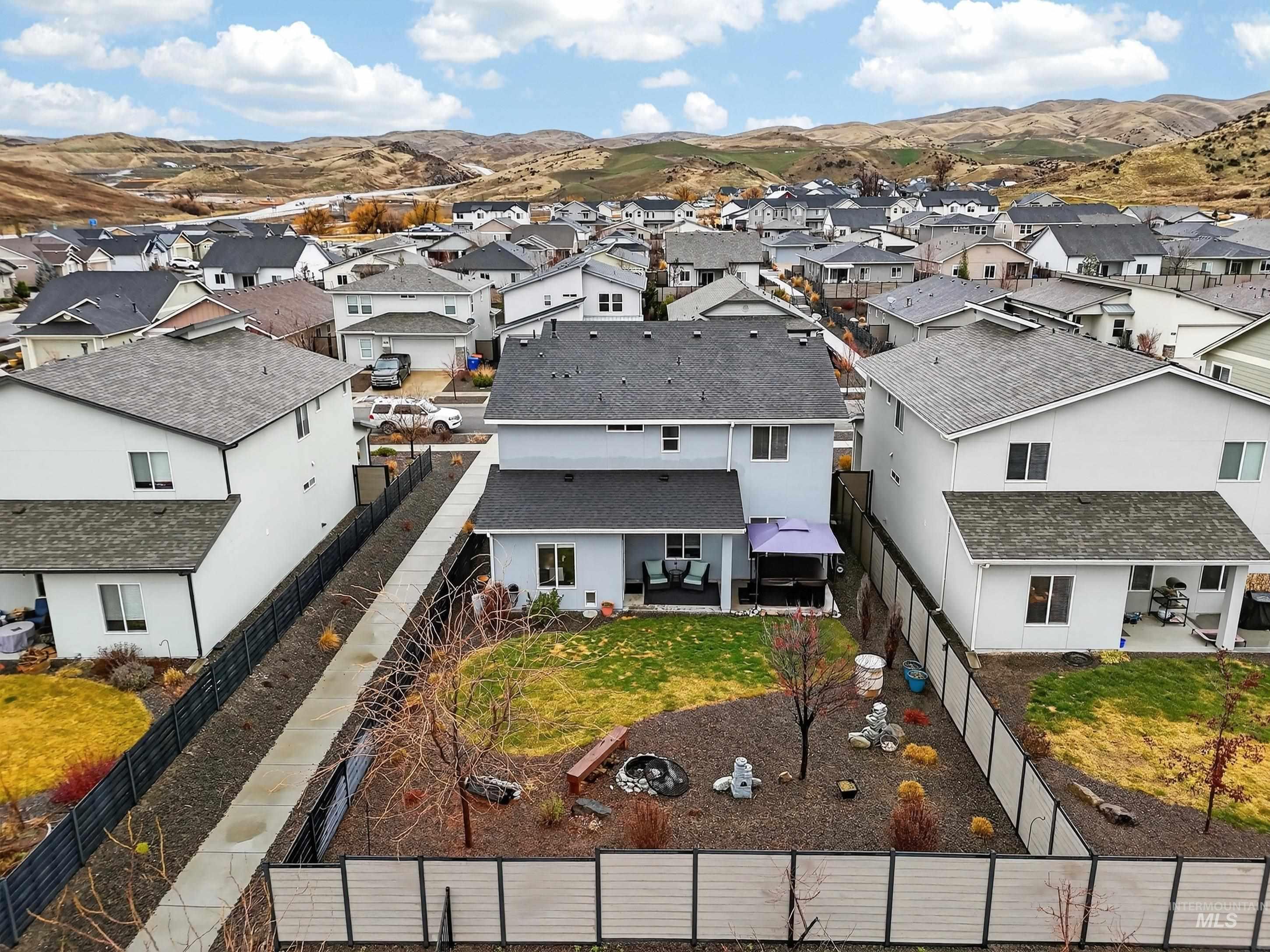 5657 W Song Sparrow St, Boise, Idaho 83714, 4 Bedrooms, 3 Bathrooms, Residential For Sale, Price $540,000,MLS 98976154