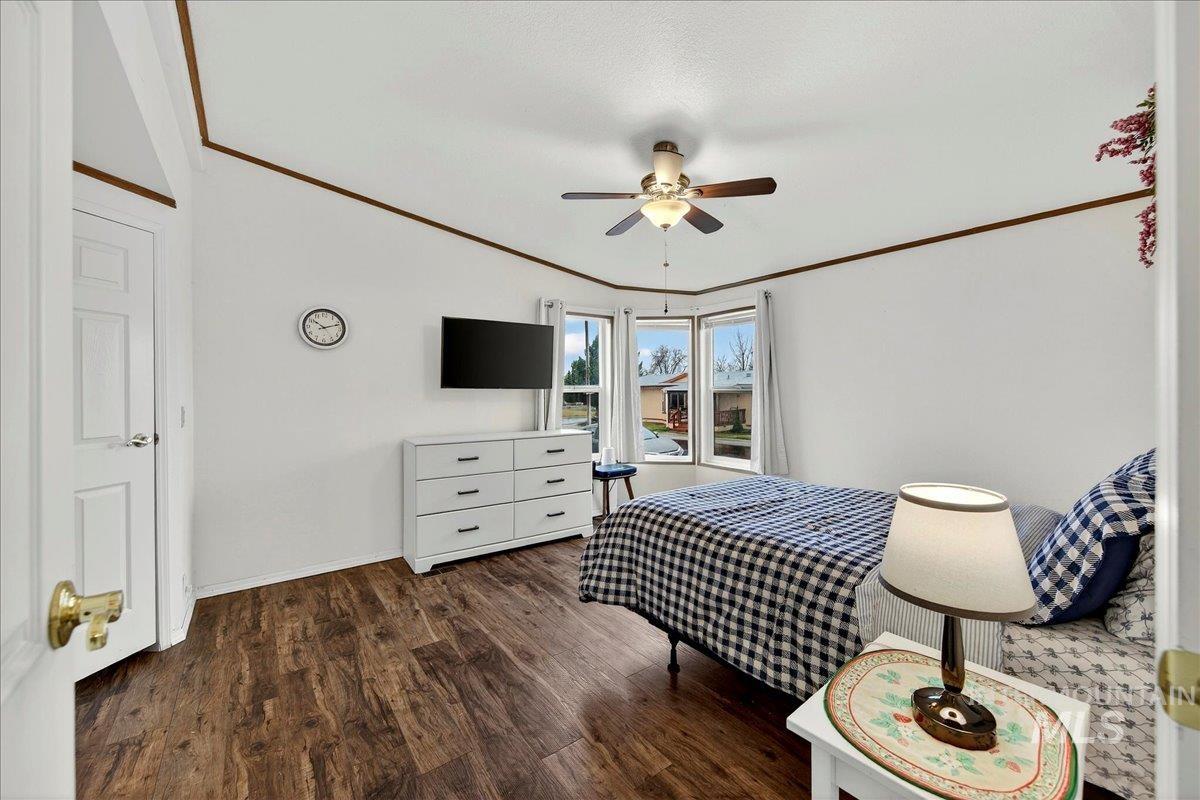 1907 W Flamingo Ave, Nampa, Idaho 83651, 3 Bedrooms, 2 Bathrooms, Residential For Sale, Price $189,000, 98976184