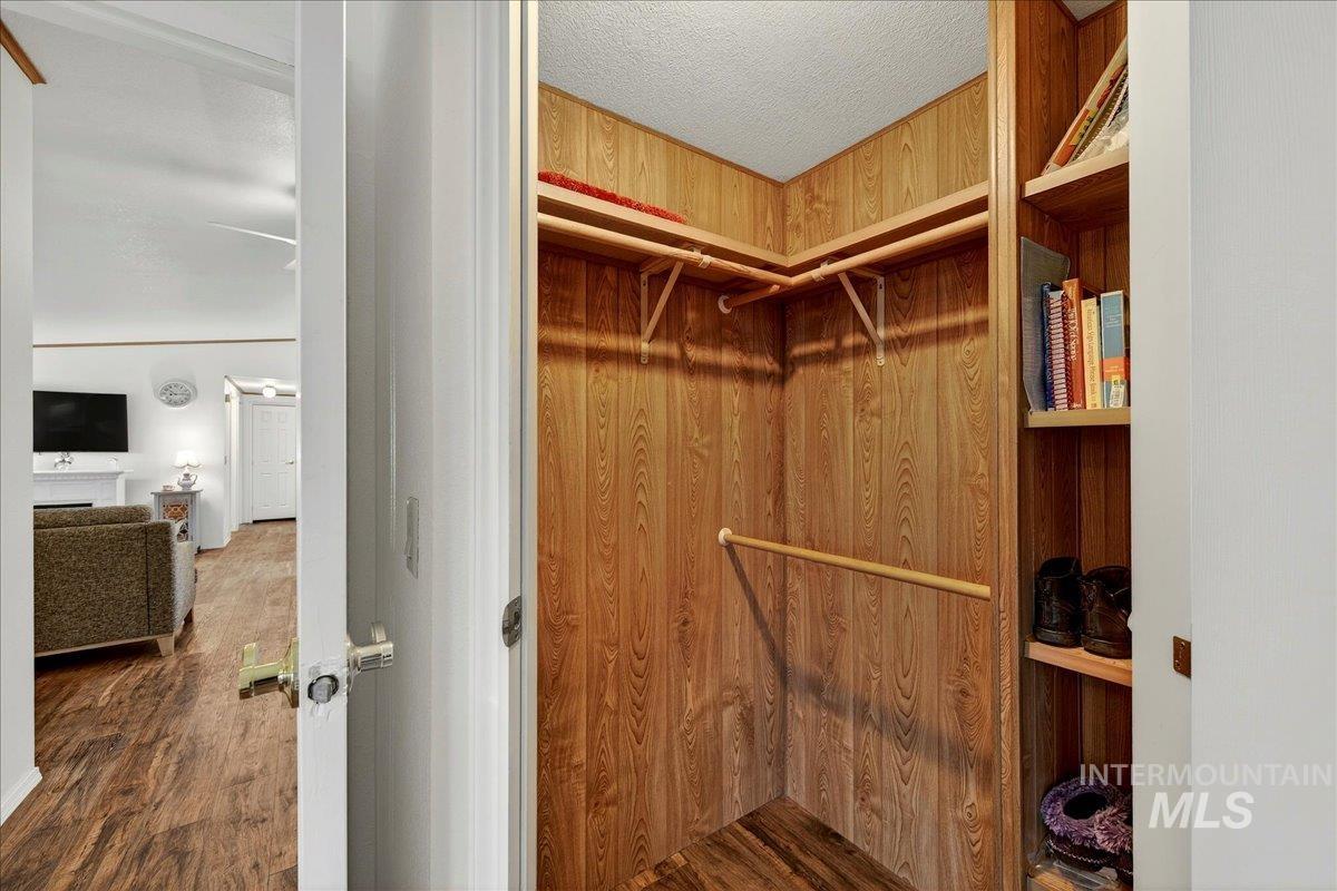 1907 W Flamingo Ave, Nampa, Idaho 83651, 3 Bedrooms, 2 Bathrooms, Residential For Sale, Price $189,000, 98976184