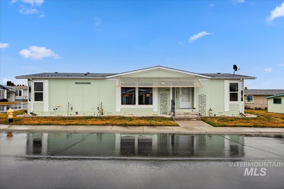 1907 W Flamingo Ave, Nampa, Idaho 83651, 3 Bedrooms, 2 Bathrooms, Residential For Sale, Price $189,000, 98976184