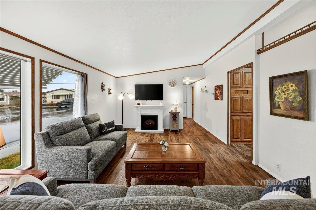 1907 W Flamingo Ave, Nampa, Idaho 83651, 3 Bedrooms, 2 Bathrooms, Residential For Sale, Price $189,000, 98976184