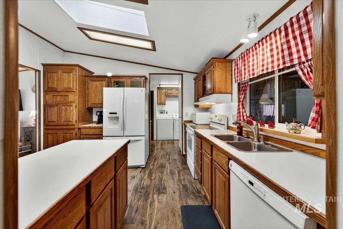 1907 W Flamingo Ave, Nampa, Idaho 83651, 3 Bedrooms, 2 Bathrooms, Residential For Sale, Price $189,000, 98976184