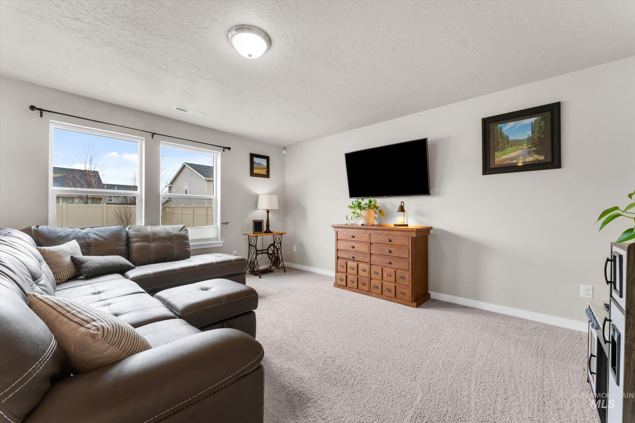 17836 Sunset Ridge Ave, Nampa, Idaho 83687, 3 Bedrooms, 2.5 Bathrooms, Residential For Sale, Price $440,000,MLS 98976185