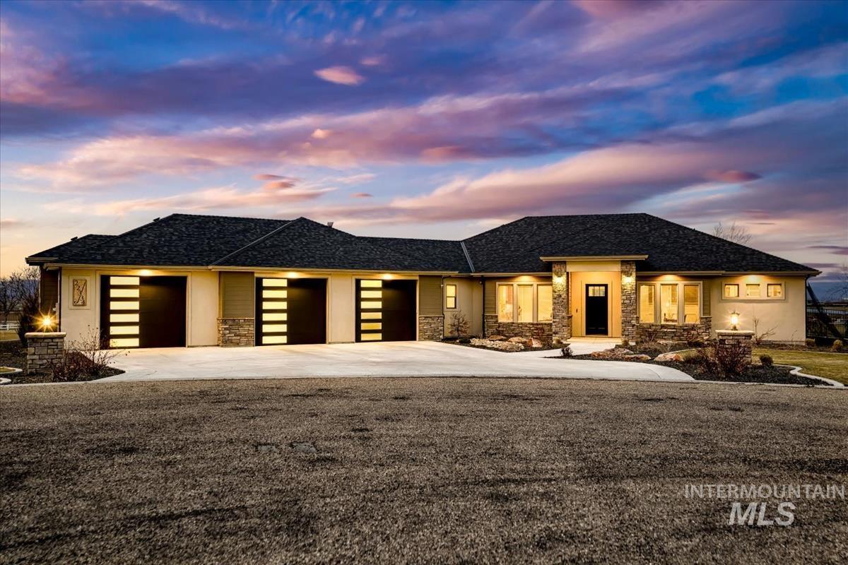 22334 Sirocco Ct, Caldwell, Idaho 83607, 4 Bedrooms, 3.5 Bathrooms, Residential For Sale, Price $1,075,000,MLS 98976186