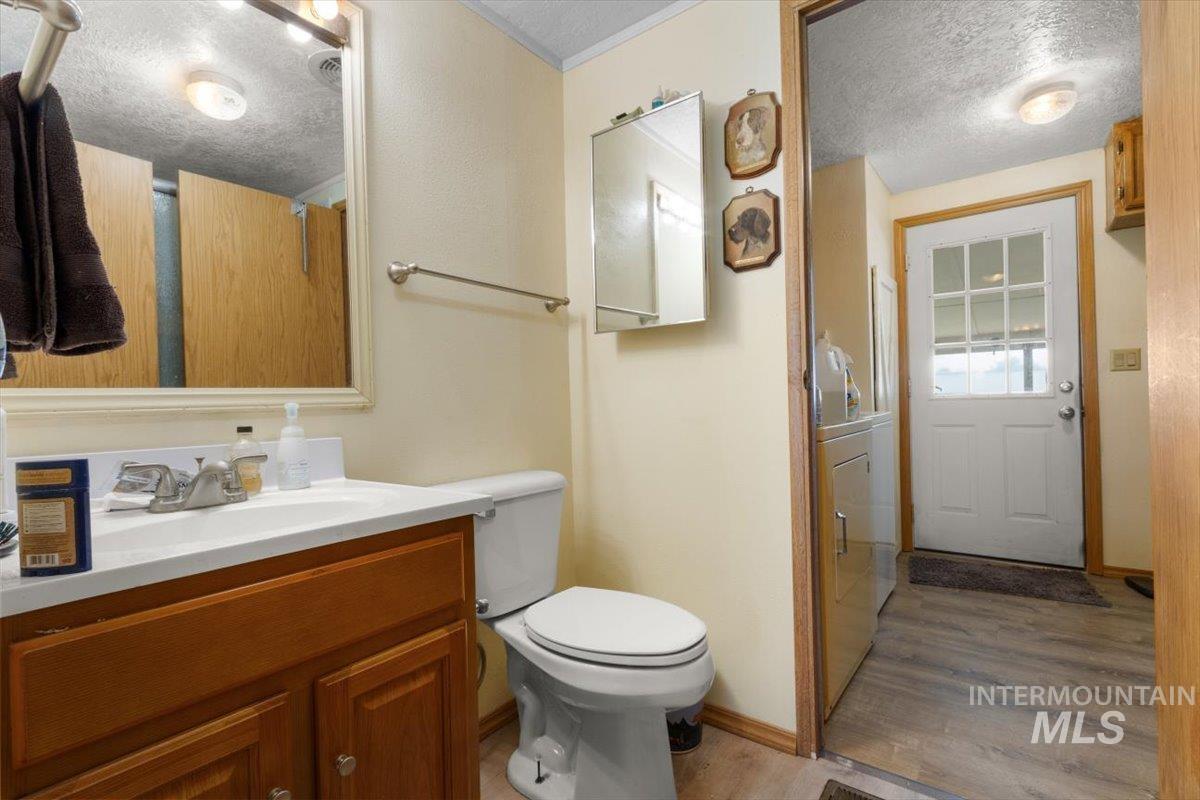 31854 Apple Valley, Parma, Idaho 83660, 3 Bedrooms, 2 Bathrooms, Residential For Sale, Price $475,000,MLS 98976187