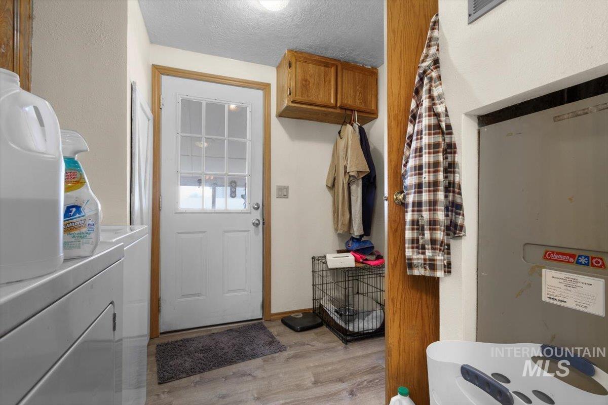 31854 Apple Valley, Parma, Idaho 83660, 3 Bedrooms, 2 Bathrooms, Residential For Sale, Price $475,000,MLS 98976187