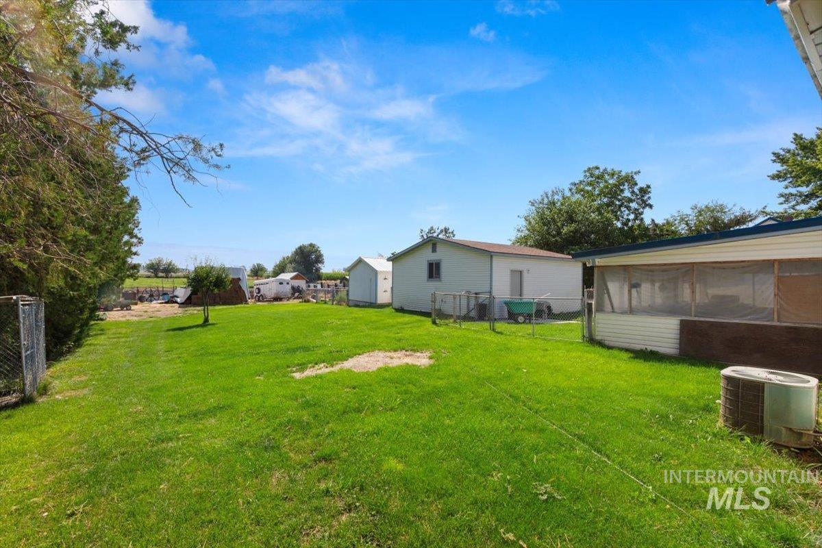 31854 Apple Valley, Parma, Idaho 83660, 3 Bedrooms, 2 Bathrooms, Residential For Sale, Price $475,000,MLS 98976187