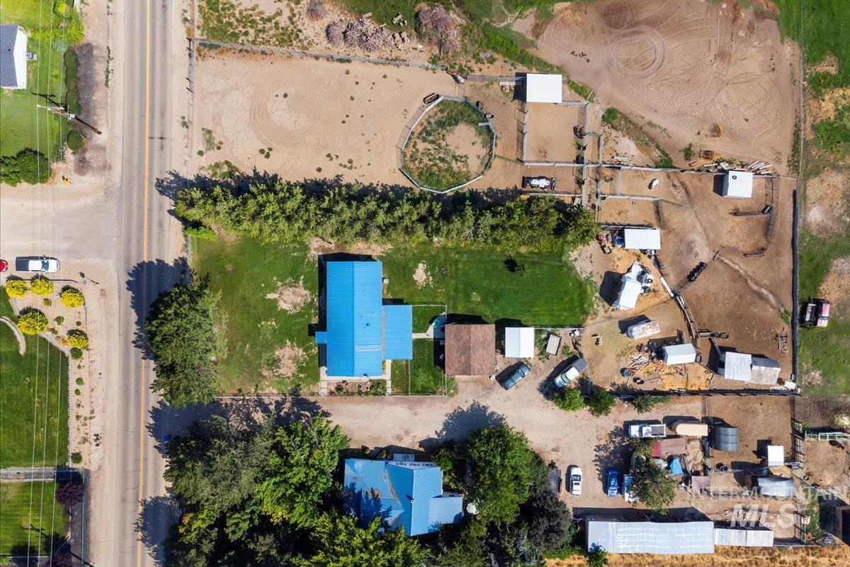 31854 Apple Valley, Parma, Idaho 83660, 3 Bedrooms, 2 Bathrooms, Residential For Sale, Price $475,000,MLS 98976187