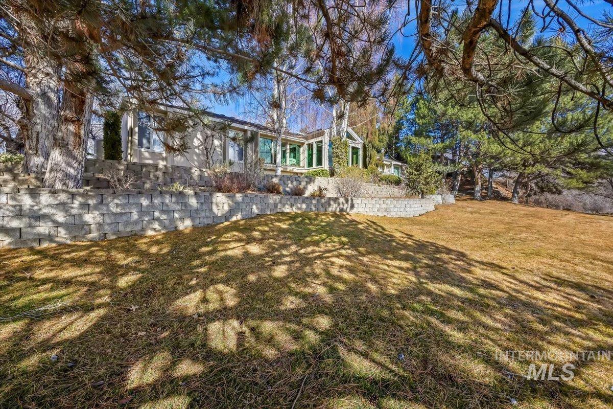 300 Morrison St, Twin Falls, Idaho 83301, 2 Bedrooms, 2 Bathrooms, Residential For Sale, Price $379,900,MLS 98976188