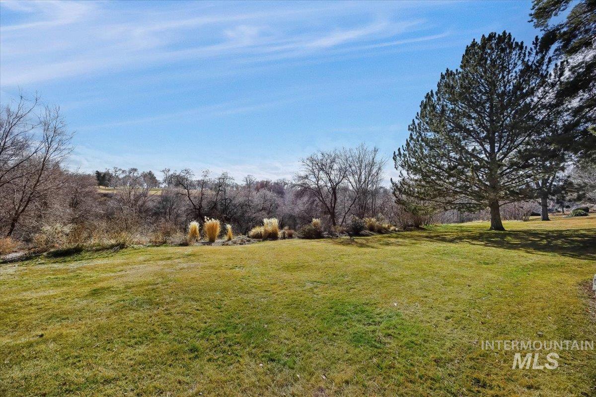 300 Morrison St, Twin Falls, Idaho 83301, 2 Bedrooms, 2 Bathrooms, Residential For Sale, Price $379,900,MLS 98976188