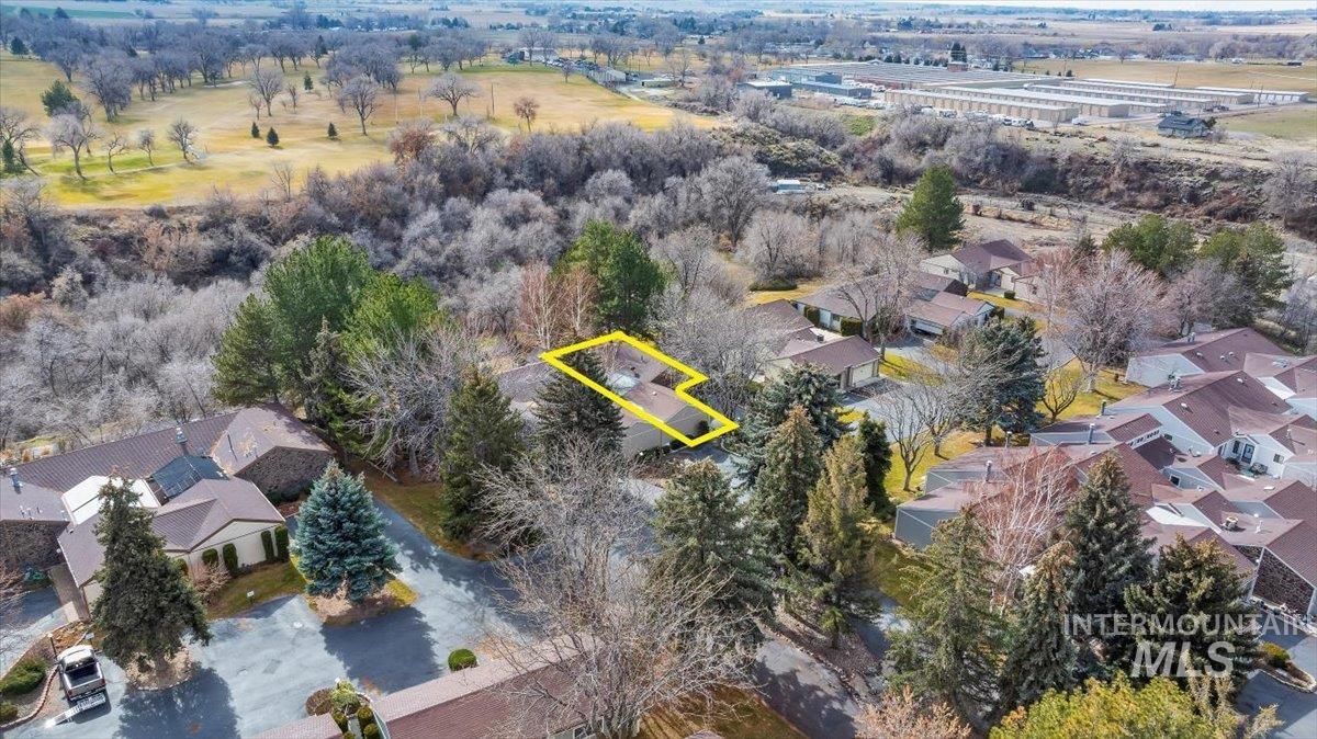 300 Morrison St, Twin Falls, Idaho 83301, 2 Bedrooms, 2 Bathrooms, Residential For Sale, Price $379,900,MLS 98976188