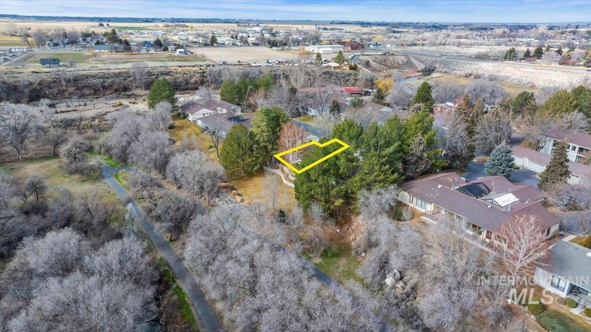 300 Morrison St, Twin Falls, Idaho 83301, 2 Bedrooms, 2 Bathrooms, Residential For Sale, Price $379,900,MLS 98976188