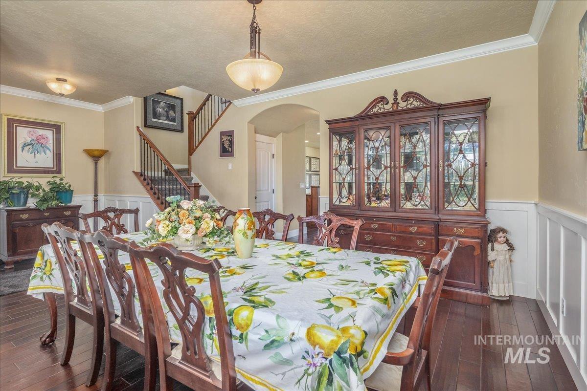 12621 S Carriage Hill Way, Nampa, Idaho 83686, 4 Bedrooms, 3.5 Bathrooms, Residential For Sale, Price $675,000, 98976190