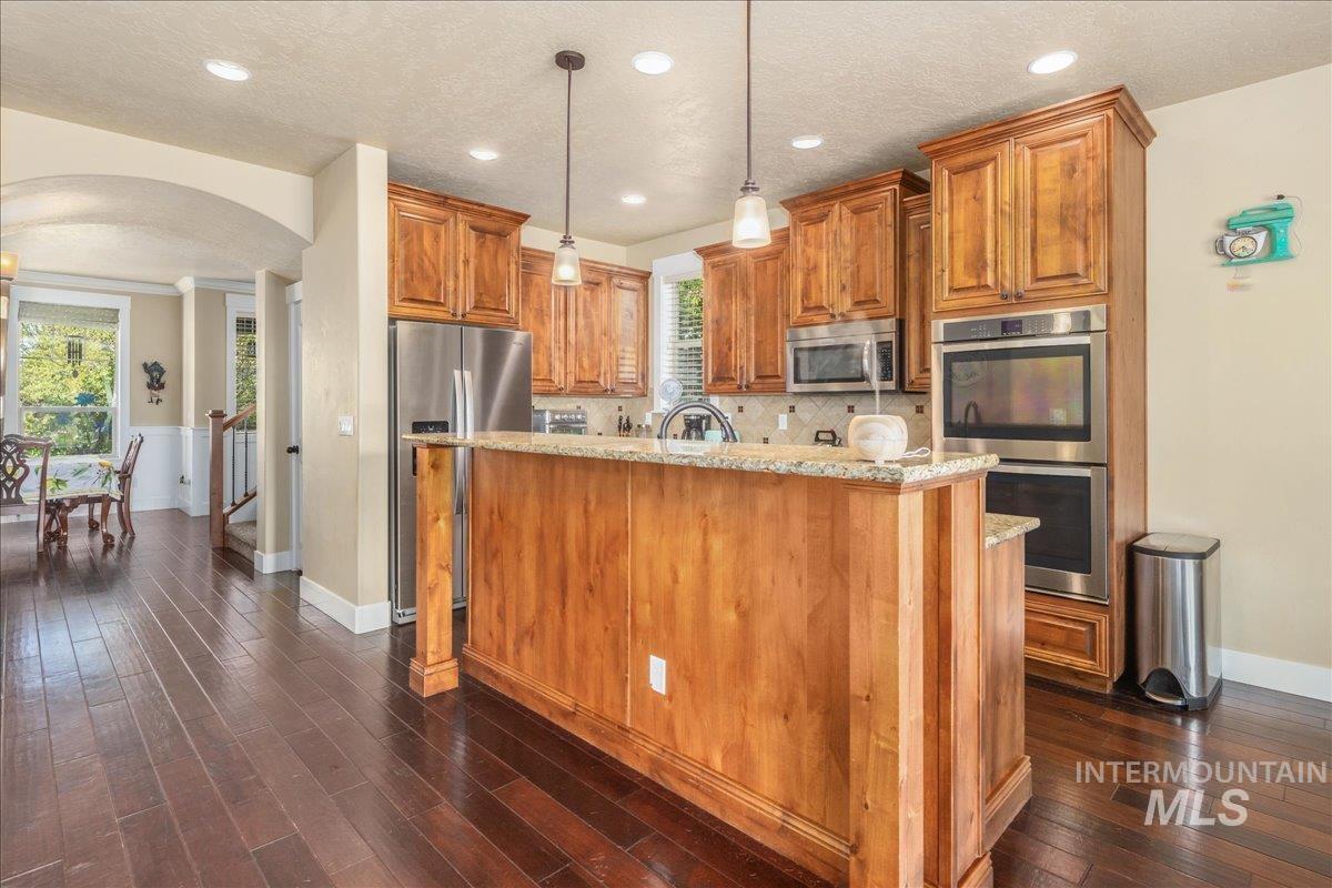 12621 S Carriage Hill Way, Nampa, Idaho 83686, 4 Bedrooms, 3.5 Bathrooms, Residential For Sale, Price $675,000, 98976190