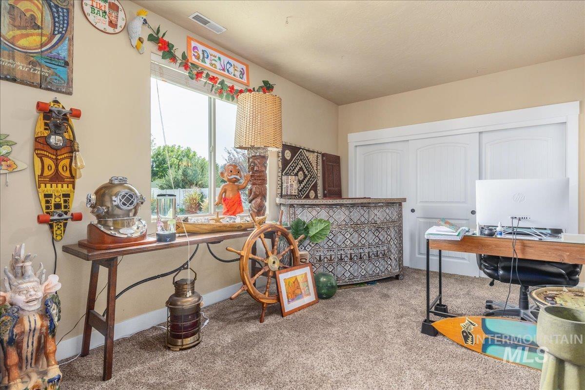 12621 S Carriage Hill Way, Nampa, Idaho 83686, 4 Bedrooms, 3.5 Bathrooms, Residential For Sale, Price $675,000, 98976190