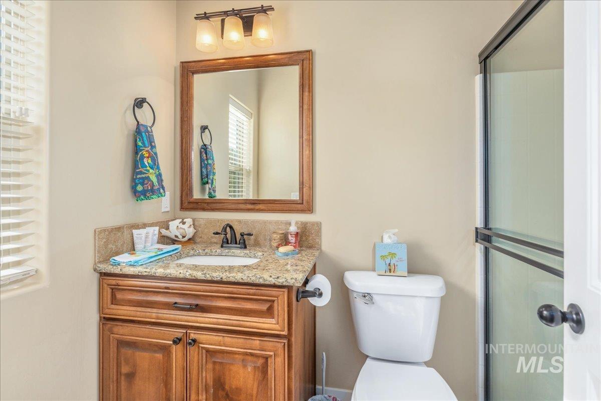 12621 S Carriage Hill Way, Nampa, Idaho 83686, 4 Bedrooms, 3.5 Bathrooms, Residential For Sale, Price $675,000, 98976190