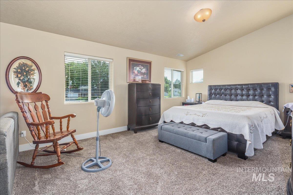 12621 S Carriage Hill Way, Nampa, Idaho 83686, 4 Bedrooms, 3.5 Bathrooms, Residential For Sale, Price $675,000, 98976190