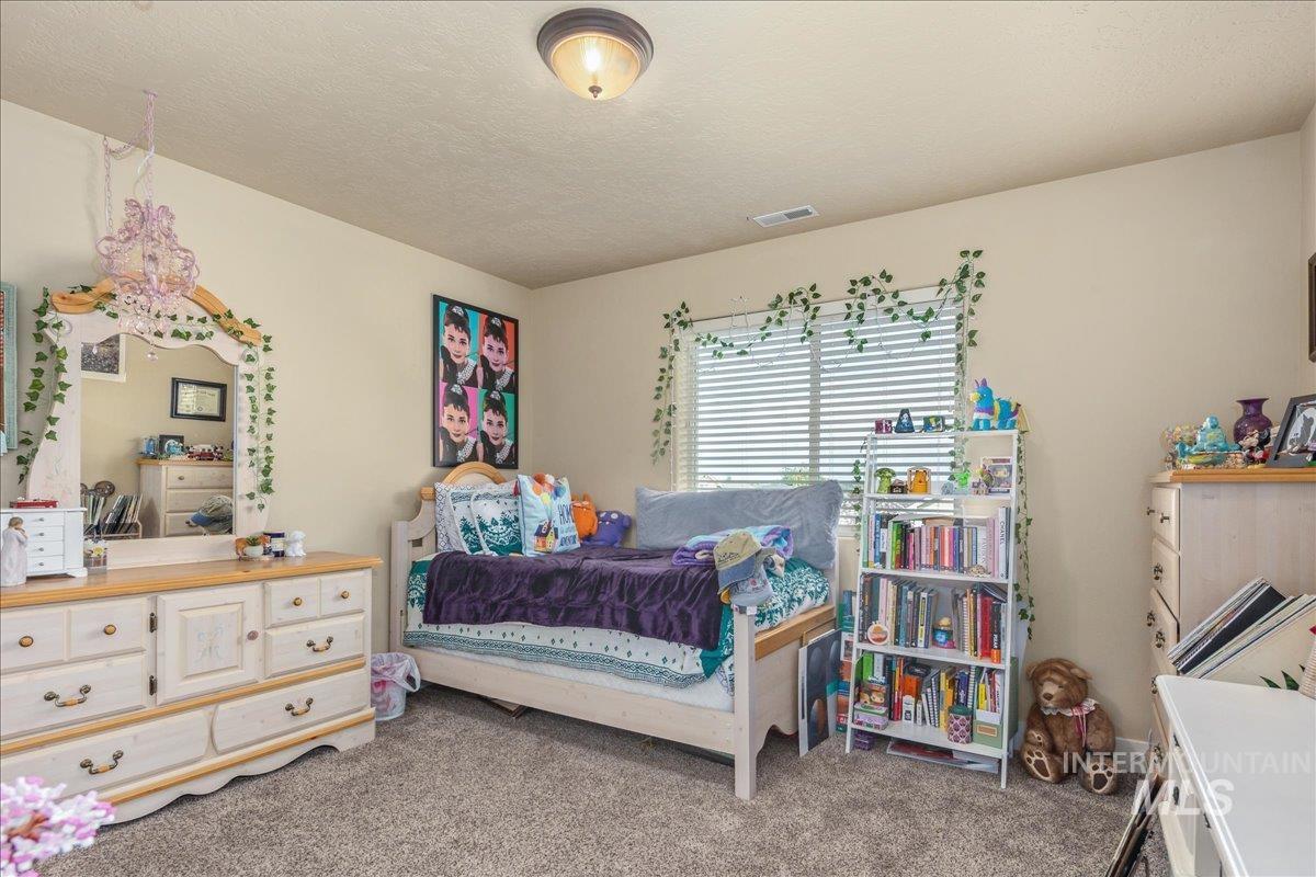 12621 S Carriage Hill Way, Nampa, Idaho 83686, 4 Bedrooms, 3.5 Bathrooms, Residential For Sale, Price $675,000, 98976190