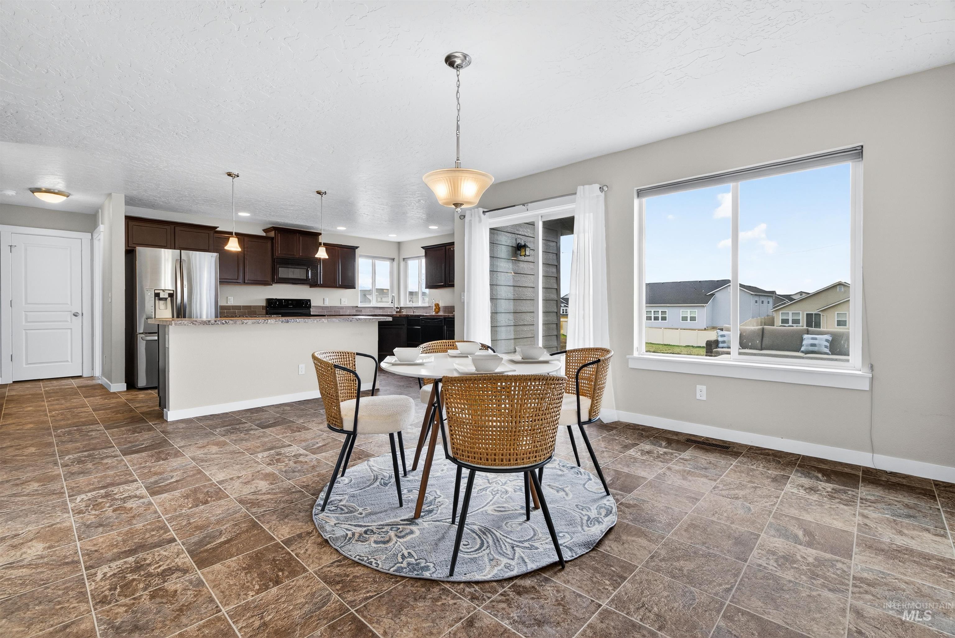 3525 S Fork Ave, Nampa, Idaho 83686, 5 Bedrooms, 2.5 Bathrooms, Residential For Sale, Price $474,900,MLS 98976194