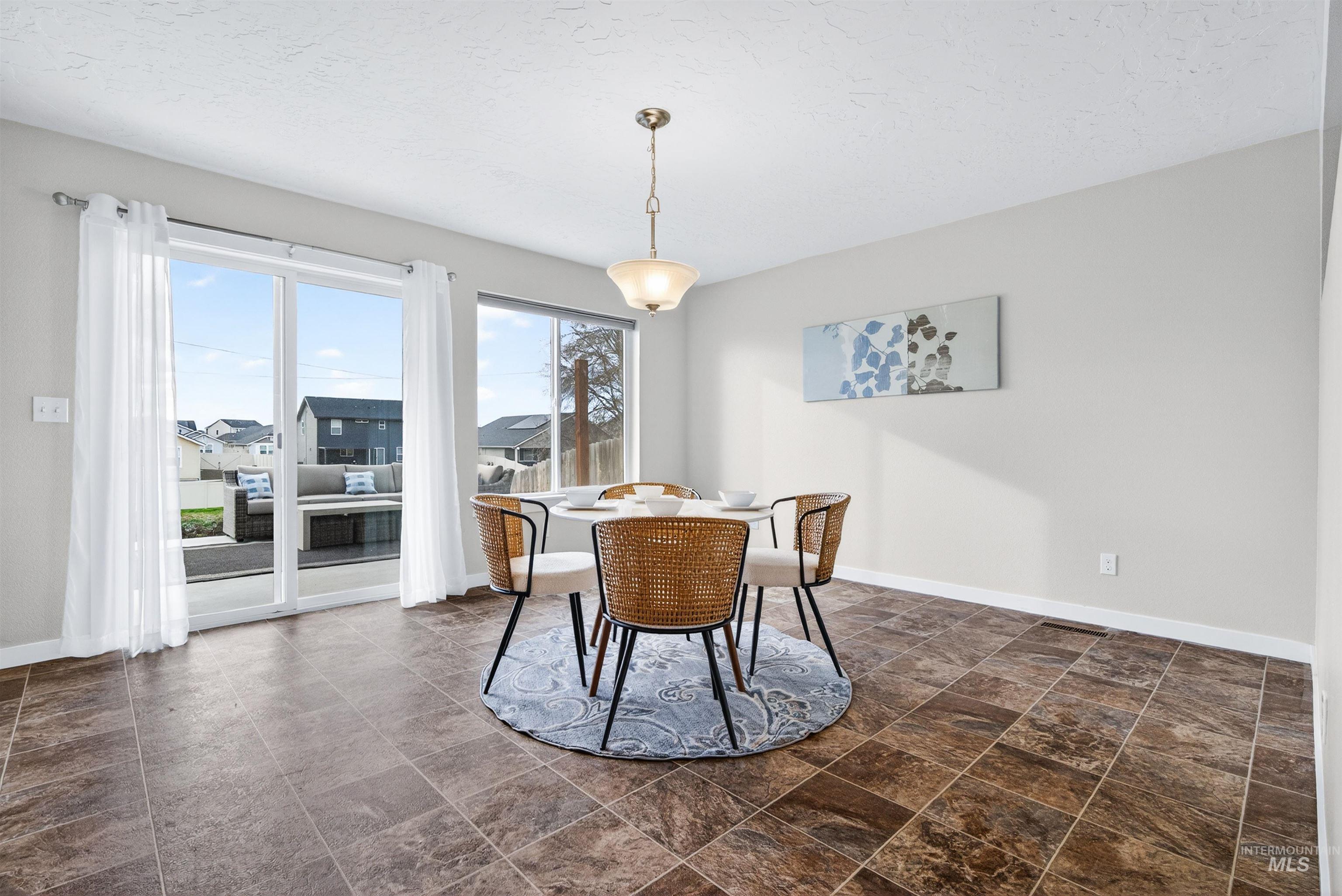 3525 S Fork Ave, Nampa, Idaho 83686, 5 Bedrooms, 2.5 Bathrooms, Residential For Sale, Price $474,900,MLS 98976194