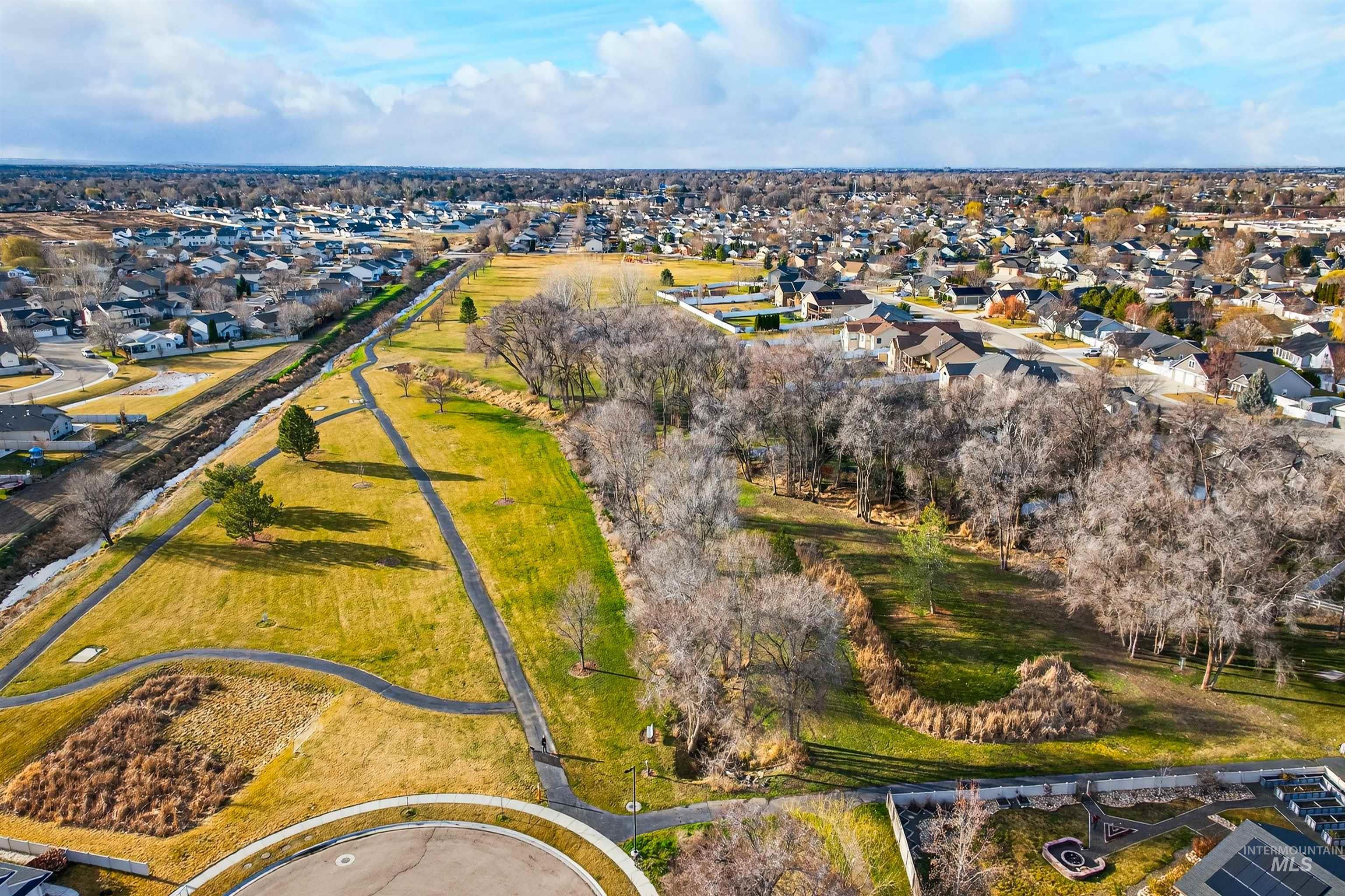 3525 S Fork Ave, Nampa, Idaho 83686, 5 Bedrooms, 2.5 Bathrooms, Residential For Sale, Price $474,900,MLS 98976194