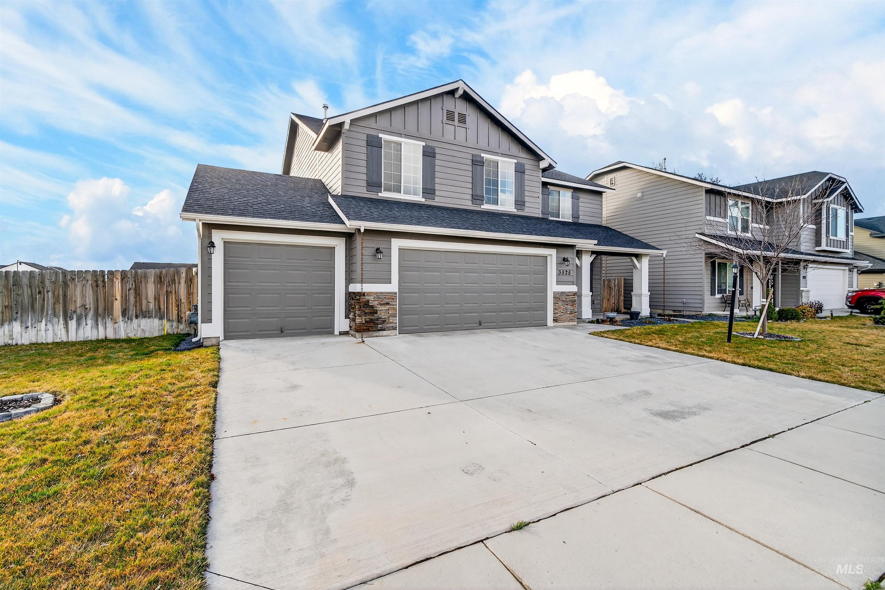 3525 S Fork Ave, Nampa, Idaho 83686, 5 Bedrooms, 2.5 Bathrooms, Residential For Sale, Price $474,900,MLS 98976194