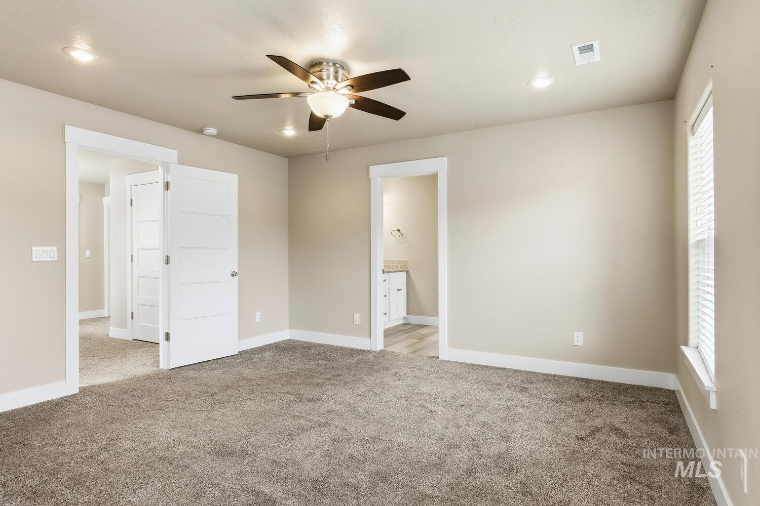 3003 W Moore St, Boise, Idaho 83702, 3 Bedrooms, 2.5 Bathrooms, Residential For Sale, Price $700,000,MLS 98976195