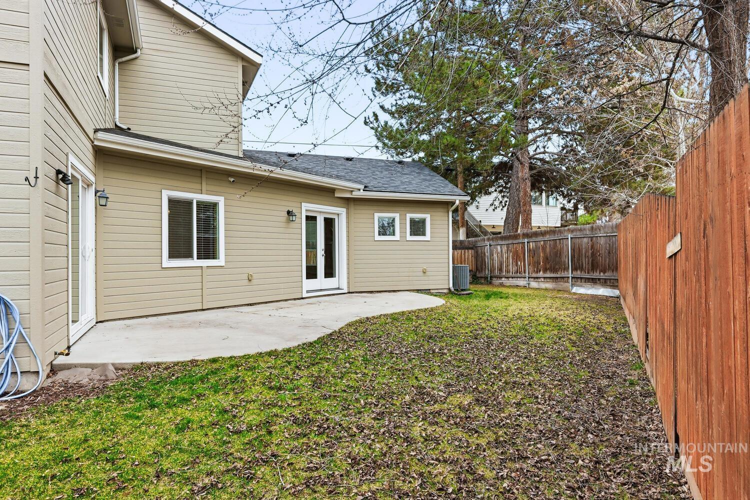 3003 W Moore St, Boise, Idaho 83702, 3 Bedrooms, 2.5 Bathrooms, Residential For Sale, Price $700,000,MLS 98976195