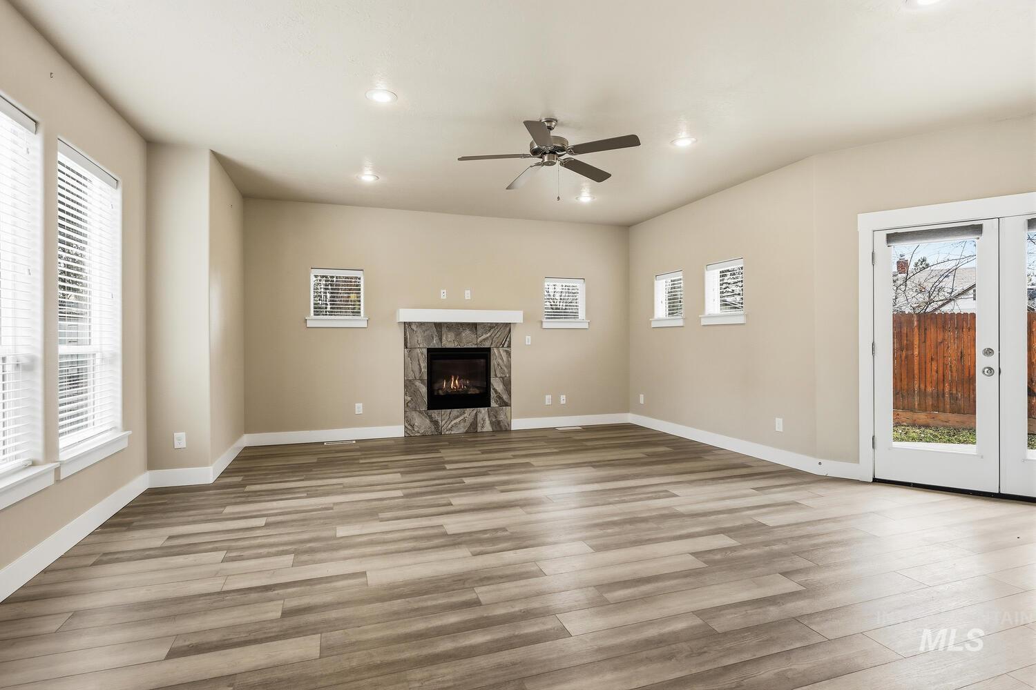 3003 W Moore St, Boise, Idaho 83702, 3 Bedrooms, 2.5 Bathrooms, Residential For Sale, Price $700,000,MLS 98976195