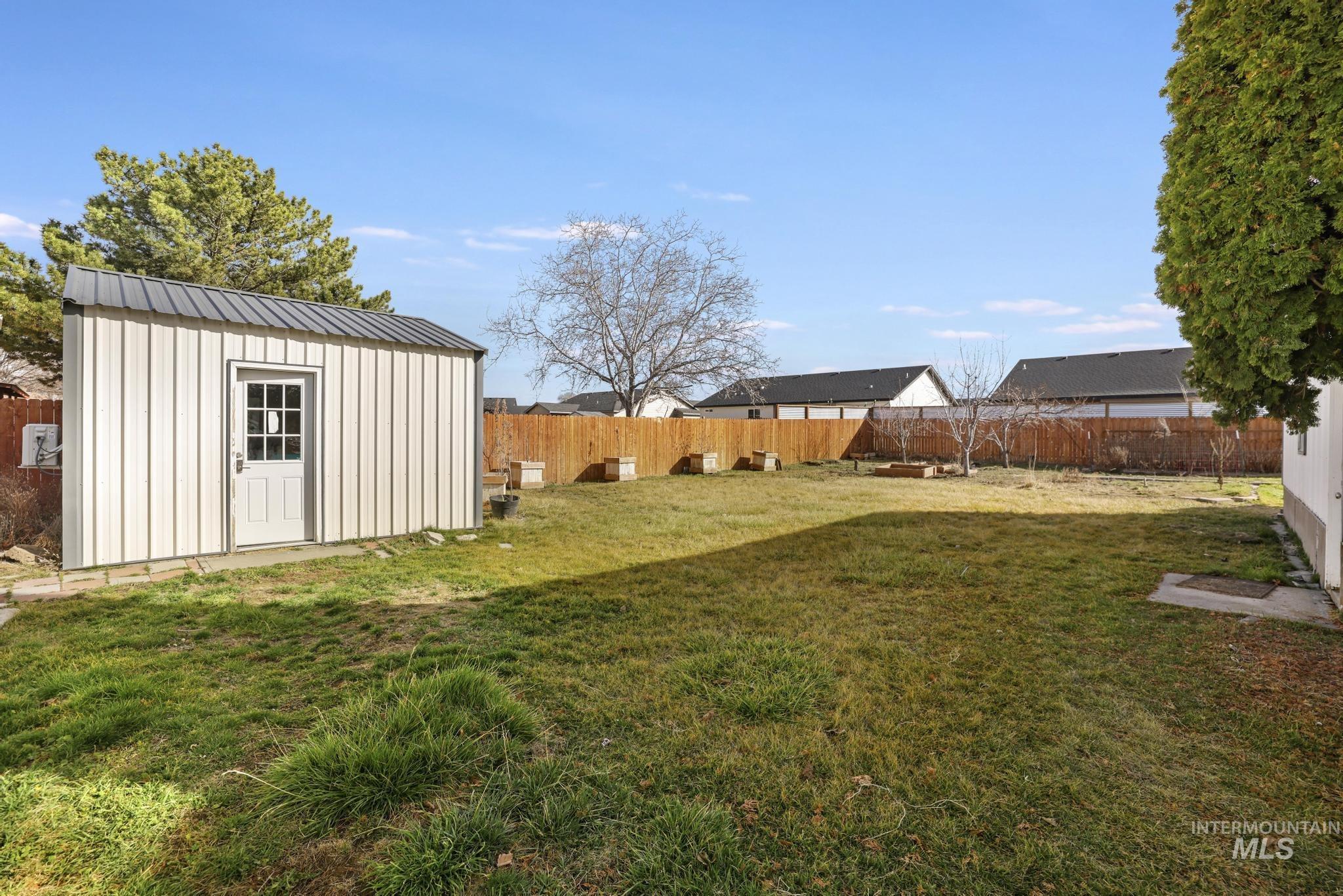 1017 Burley Avenue, Buhl, Idaho 83316, 3 Bedrooms, 1.5 Bathrooms, Residential For Sale, Price $298,000, 98976196