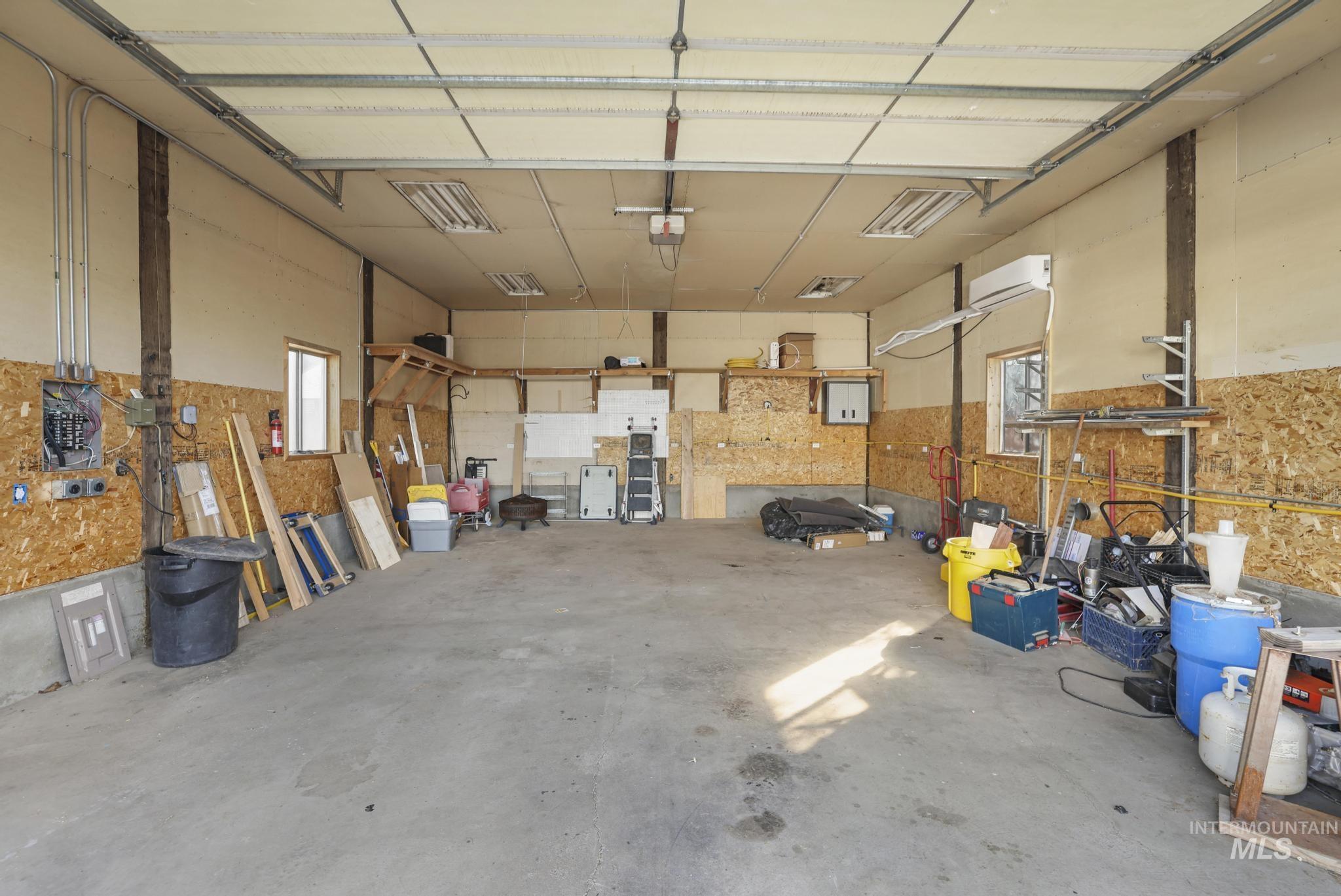 1017 Burley Avenue, Buhl, Idaho 83316, 3 Bedrooms, 1.5 Bathrooms, Residential For Sale, Price $298,000, 98976196