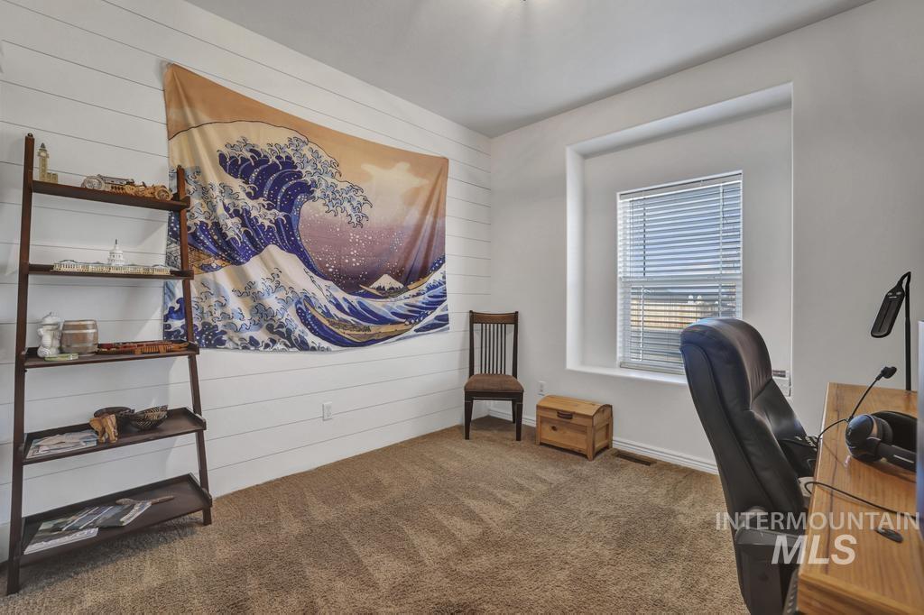 394 Pheasant Rd., Twin Falls, Idaho 83301, 3 Bedrooms, 2 Bathrooms, Residential For Sale, Price $355,000, 98976197