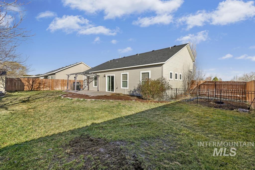 394 Pheasant Rd., Twin Falls, Idaho 83301, 3 Bedrooms, 2 Bathrooms, Residential For Sale, Price $355,000, 98976197