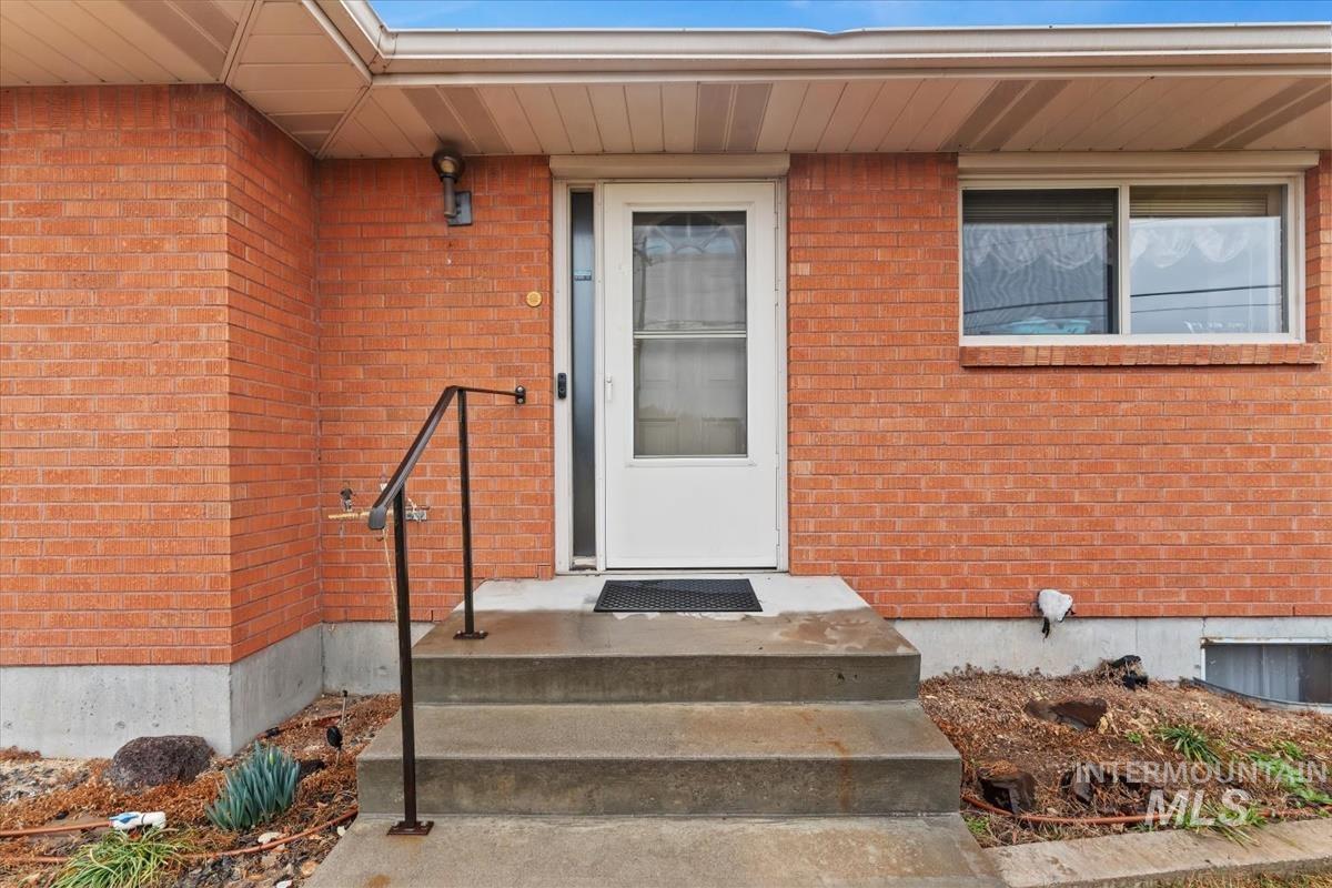 11360 W Lake Hazel Rd, Boise, Idaho 83709, 3 Bedrooms, 2 Bathrooms, Residential For Sale, Price $775,000,MLS 98976198