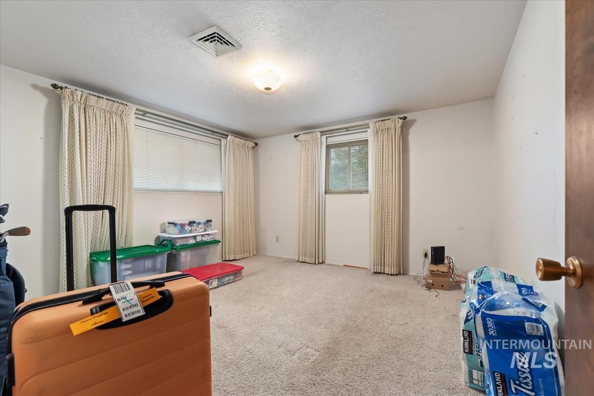 11360 W Lake Hazel Rd, Boise, Idaho 83709, 3 Bedrooms, 2 Bathrooms, Residential For Sale, Price $775,000,MLS 98976198