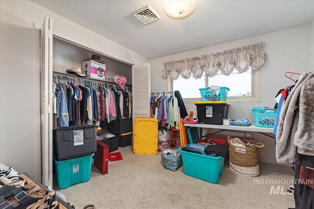 11360 W Lake Hazel Rd, Boise, Idaho 83709, 3 Bedrooms, 2 Bathrooms, Residential For Sale, Price $775,000,MLS 98976198